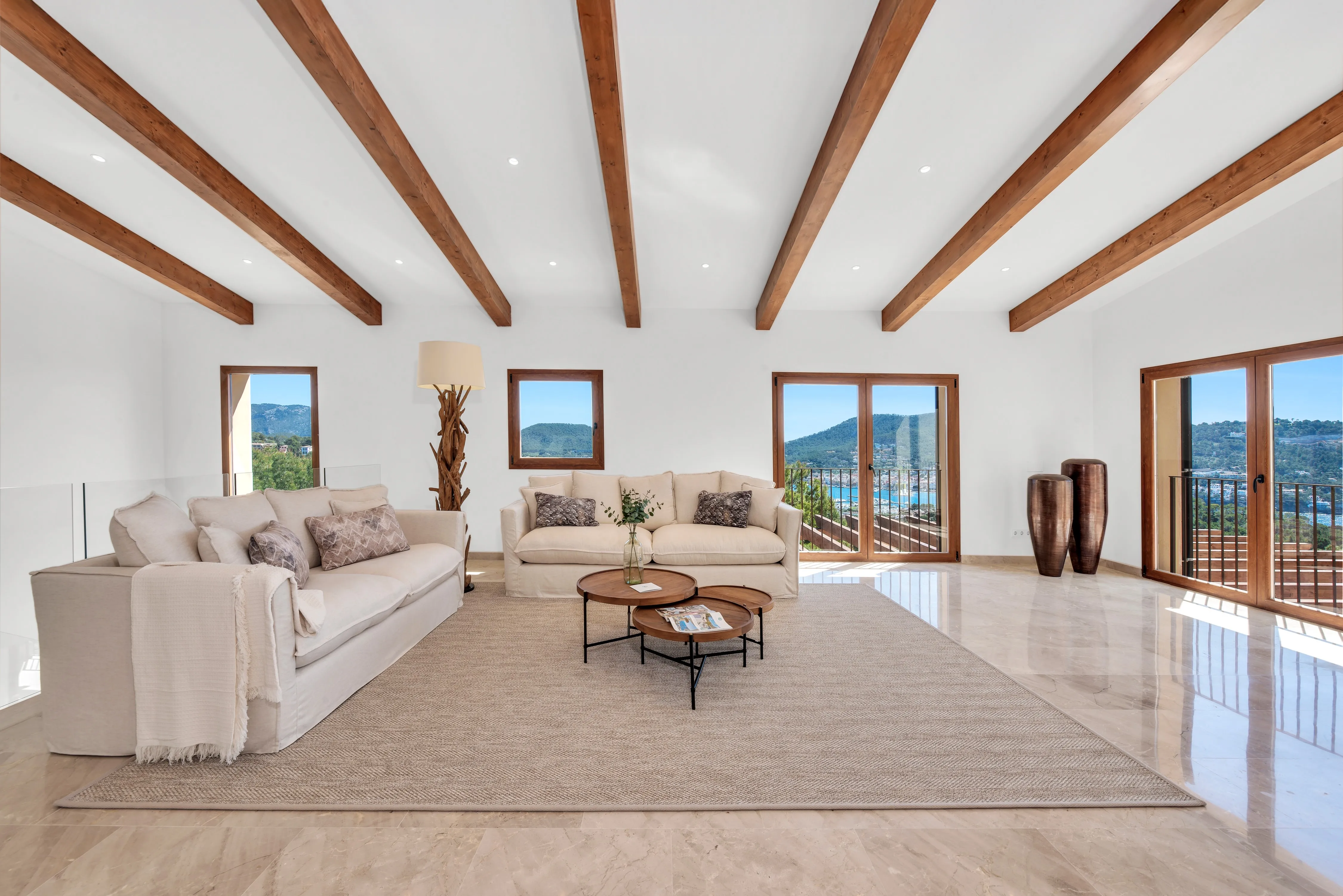 Superb property with views over the harbour-10