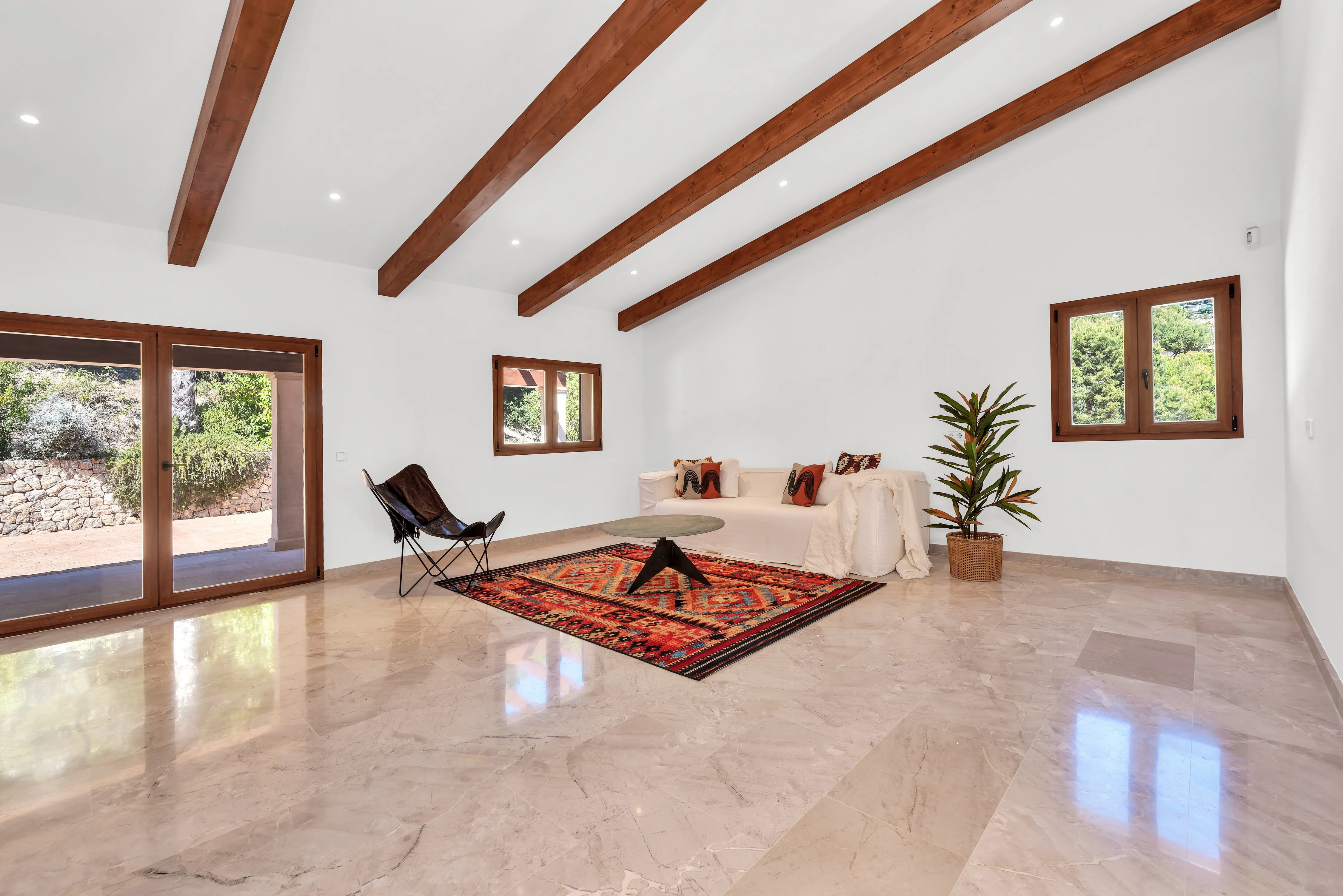 Superb property with views over the harbour-5