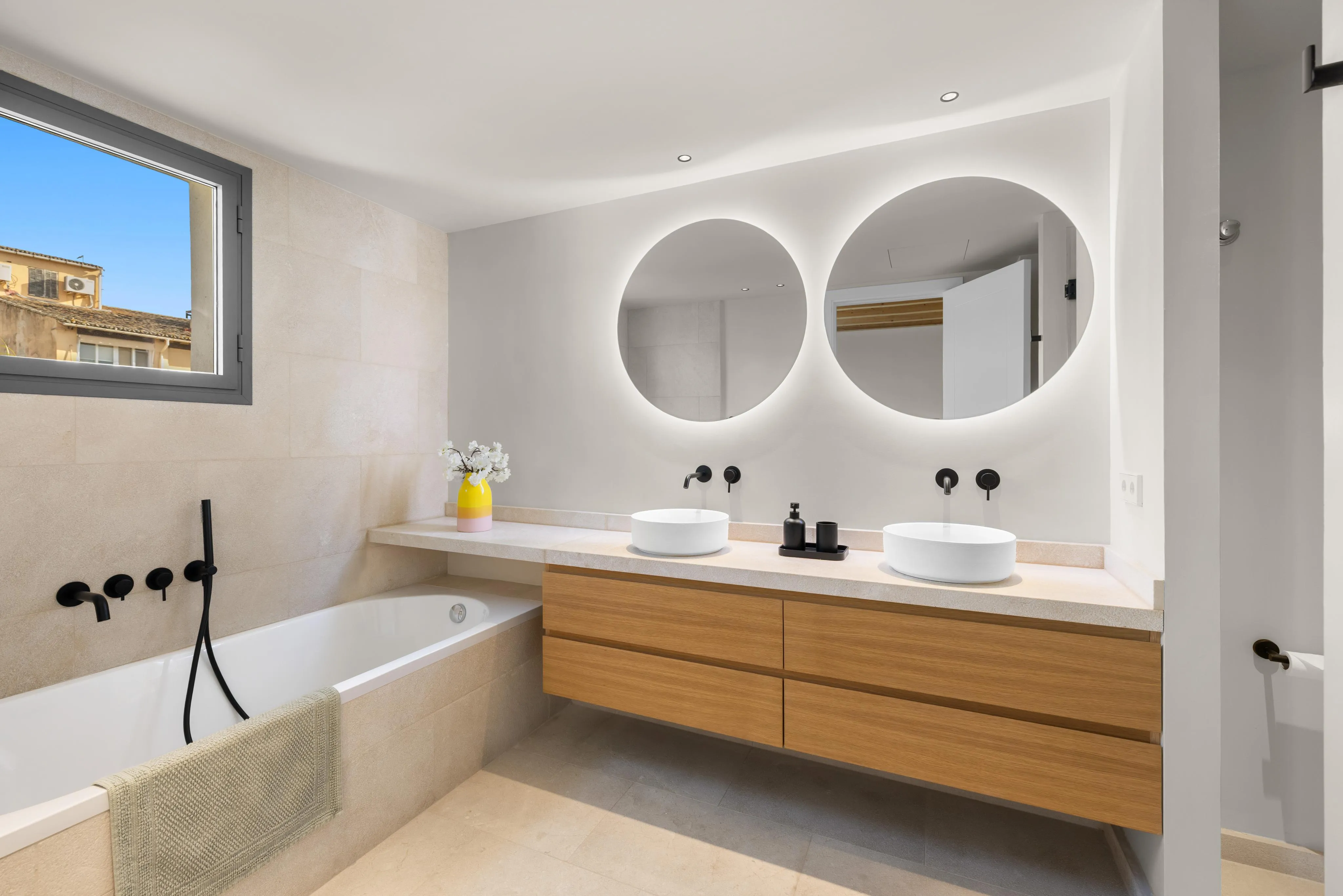 Cozy new built townhouse with private pool in Palma-10