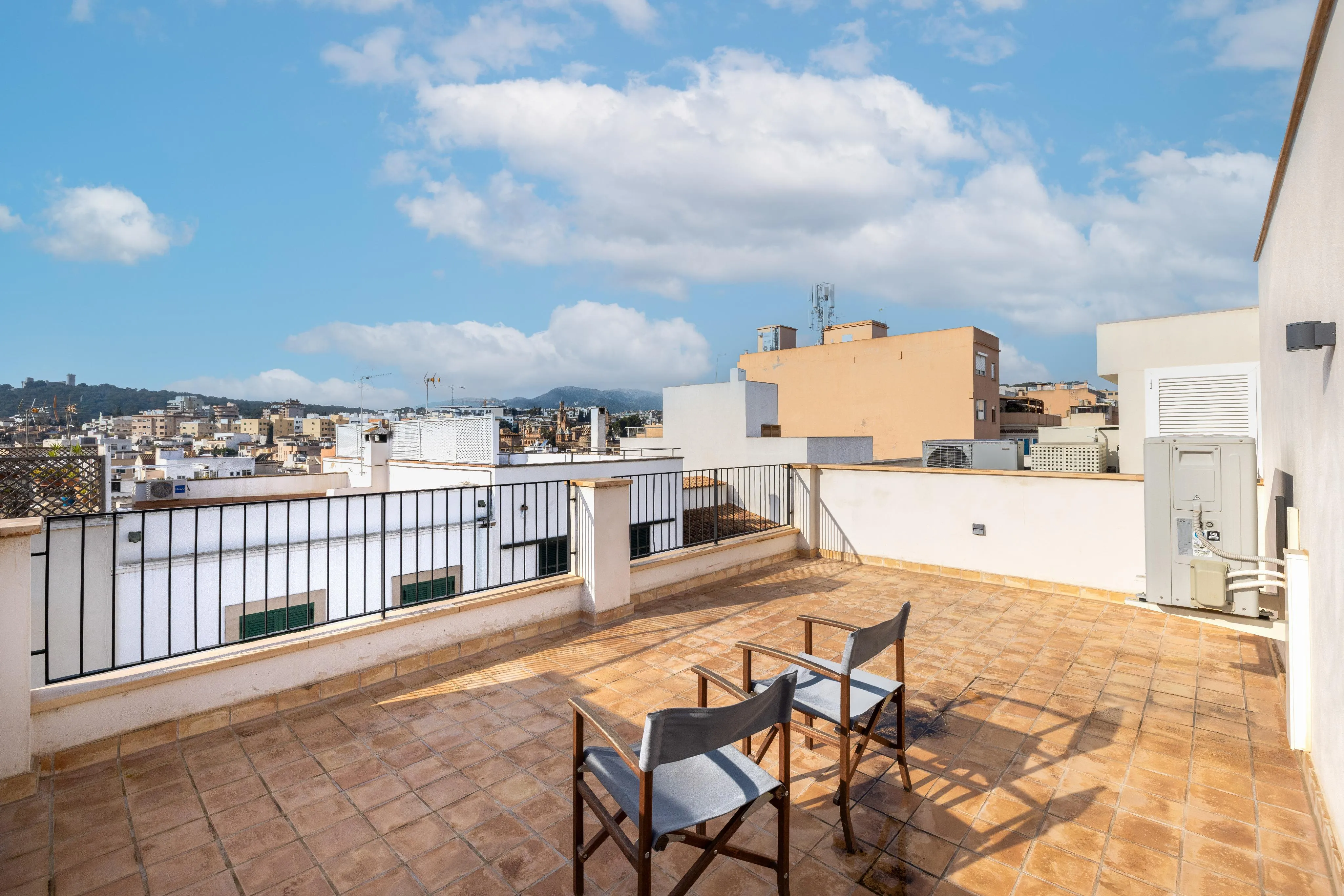 Cozy new built townhouse with private pool in Palma-25
