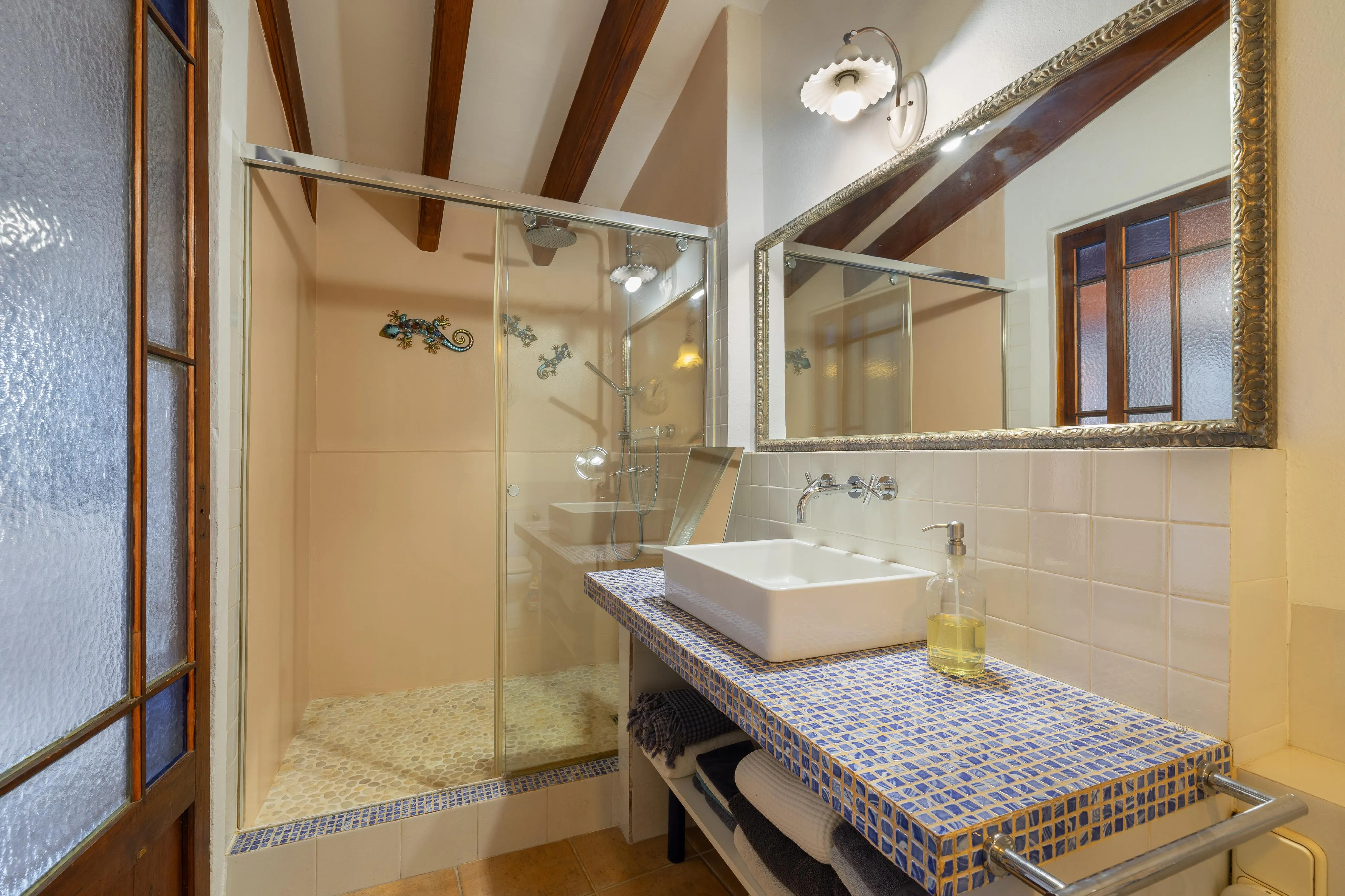 Charming mediterranean country house in Llucmajor-12