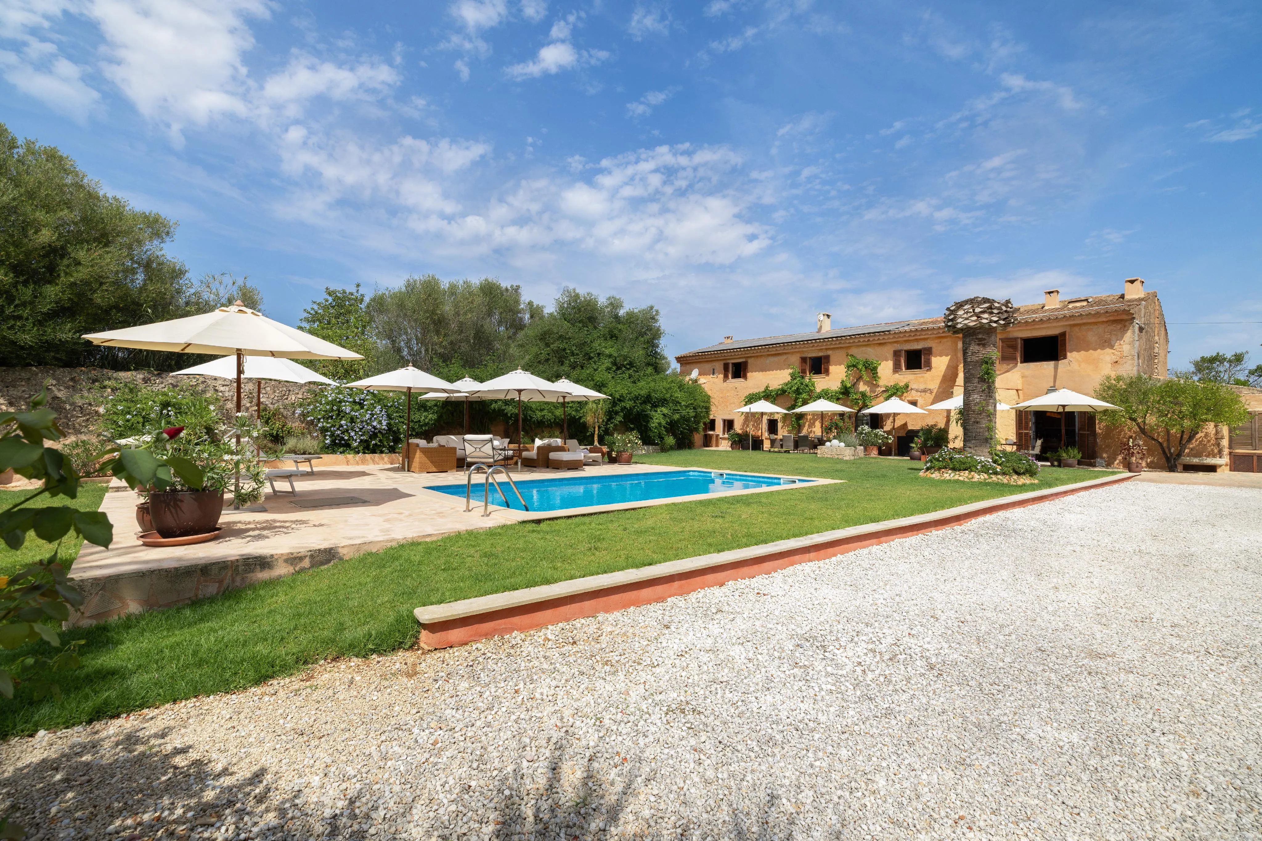 Charming mediterranean country house in Llucmajor-18