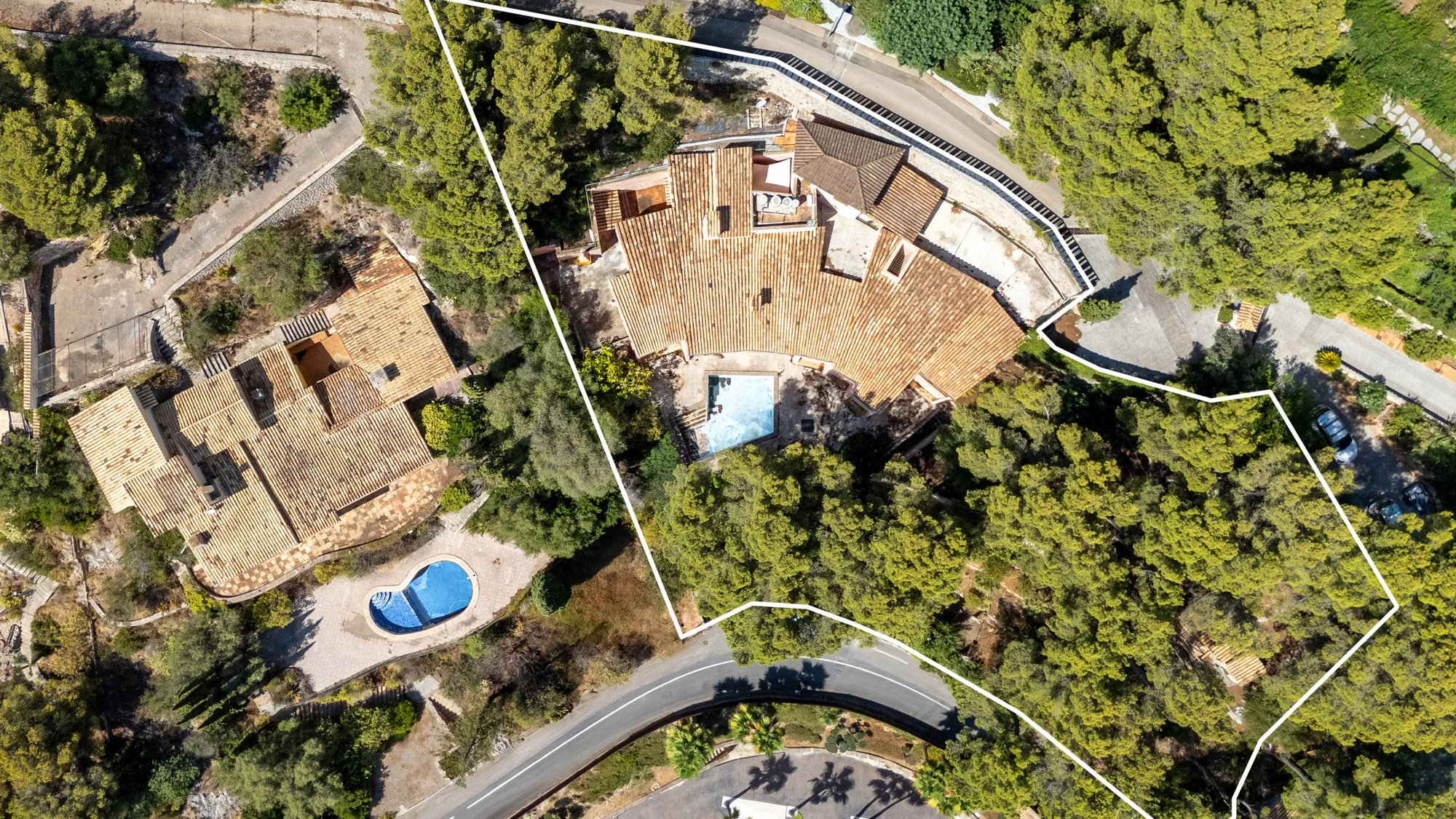 Exclusive building plot with sea views in Son Vida-1