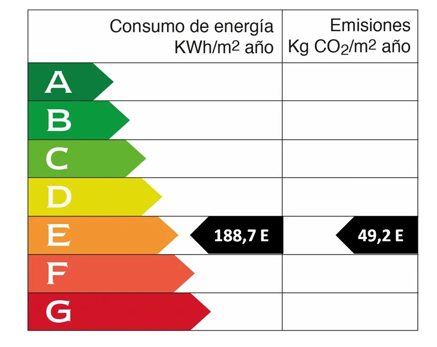 Vila única en primera línia de mar amb projecte aprovat-15