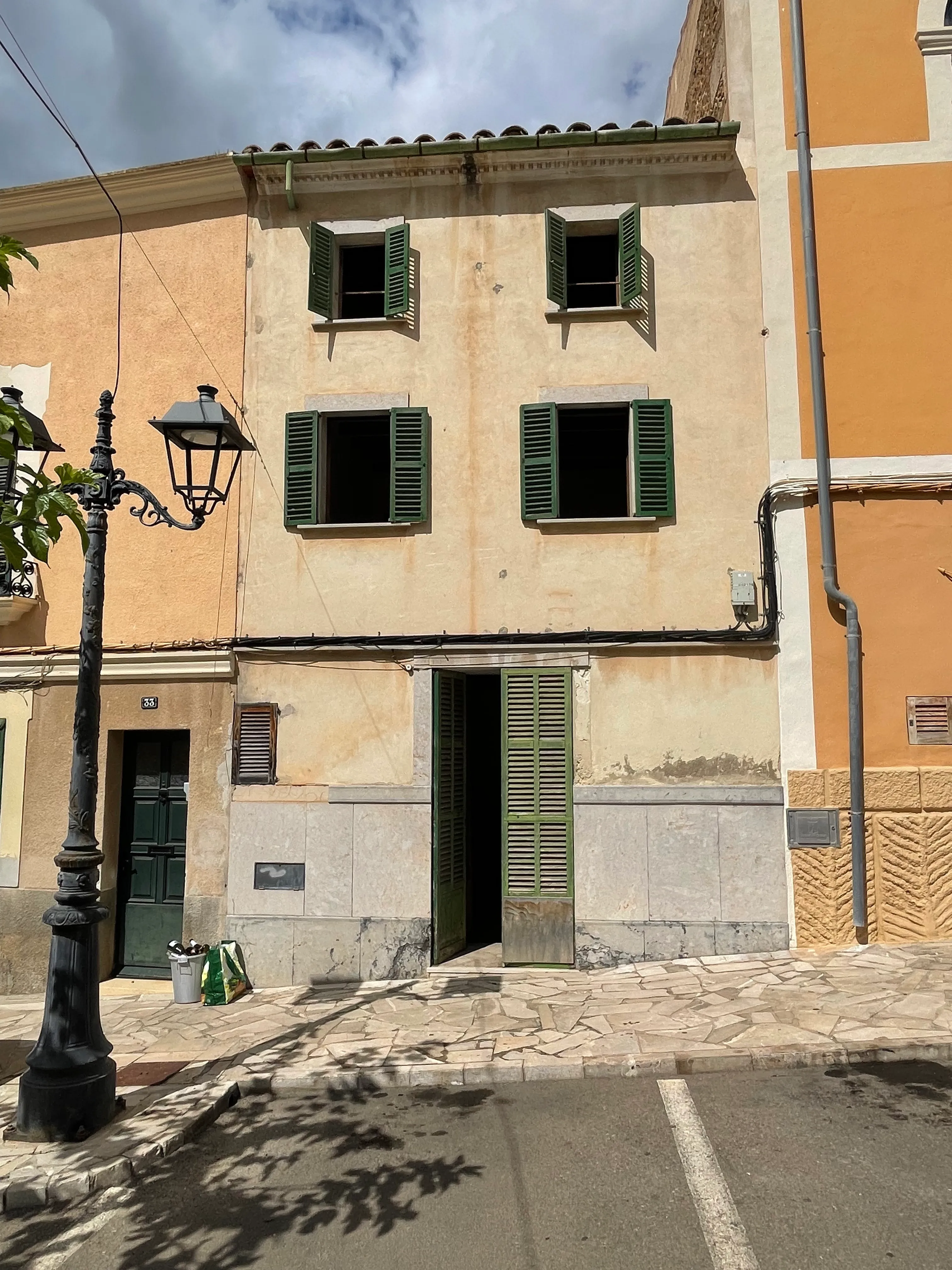 Village house with approved renovation project, Búger-24