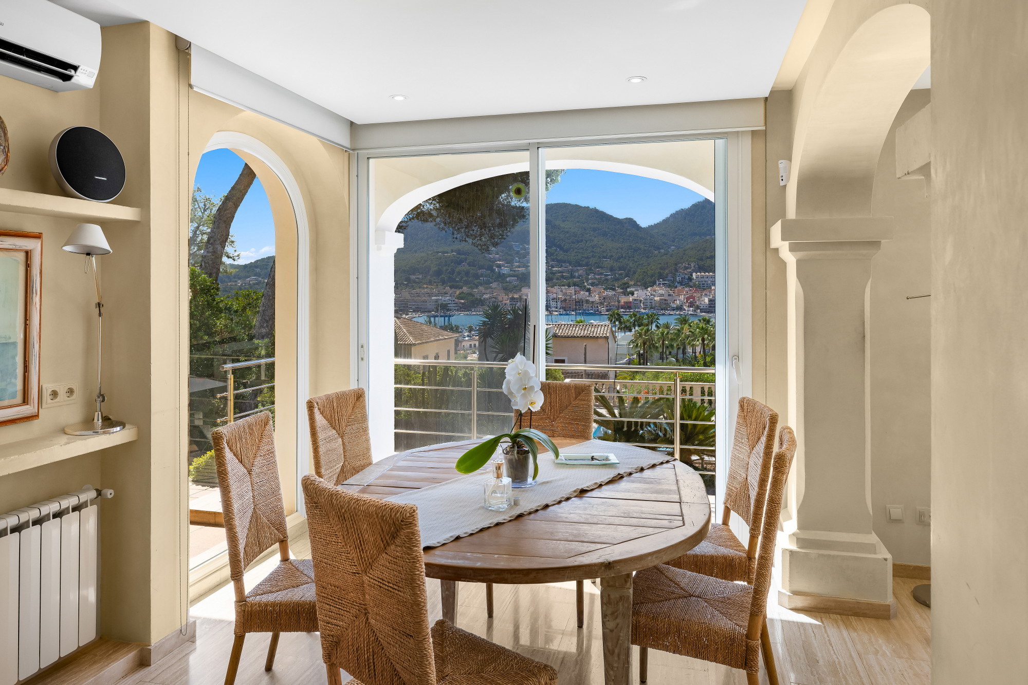 Exclusive villa with unobstructed harbour views and exceptional potential for development in Port Andratx-12