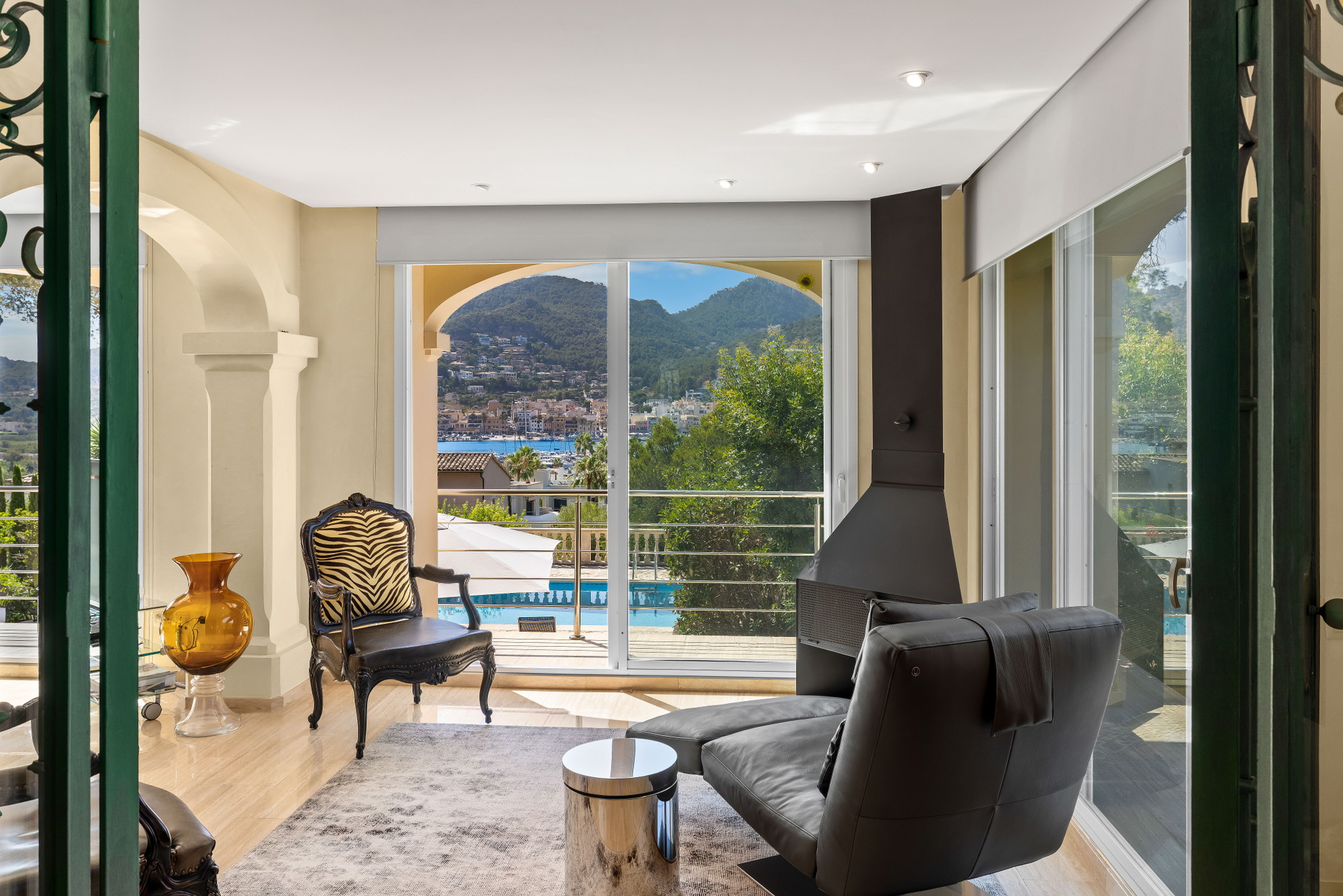 Exclusive villa with unobstructed harbour views and exceptional potential for development in Port Andratx-9