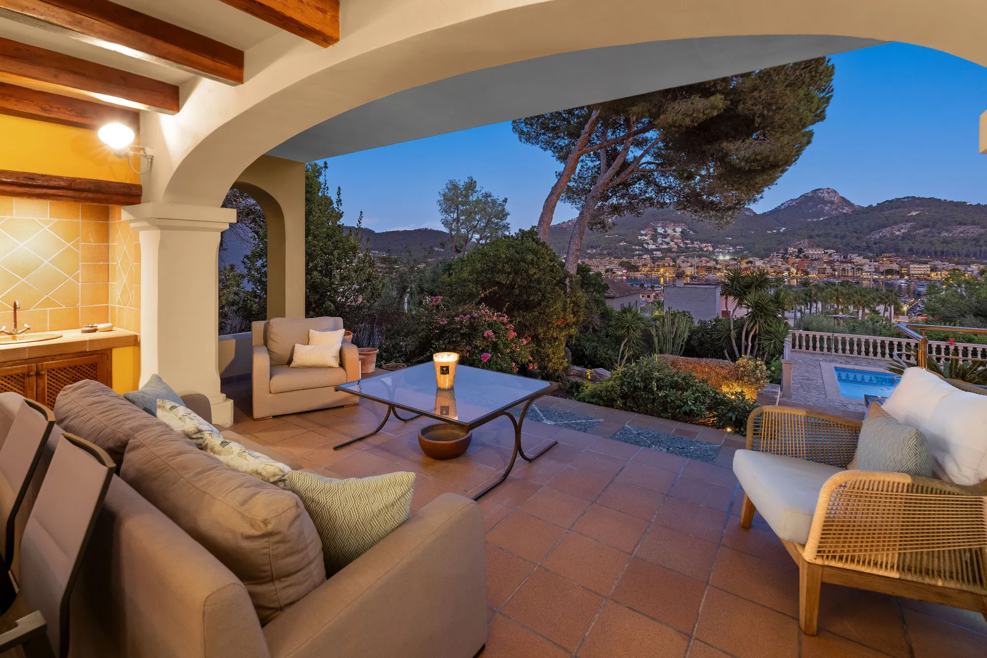 Exclusive villa with unobstructed harbour views and exceptional potential for development in Port Andratx-7