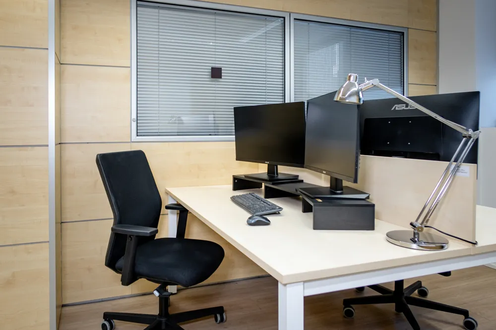 Exclusivo espacio de oficinas en Paseo Maritimo-4