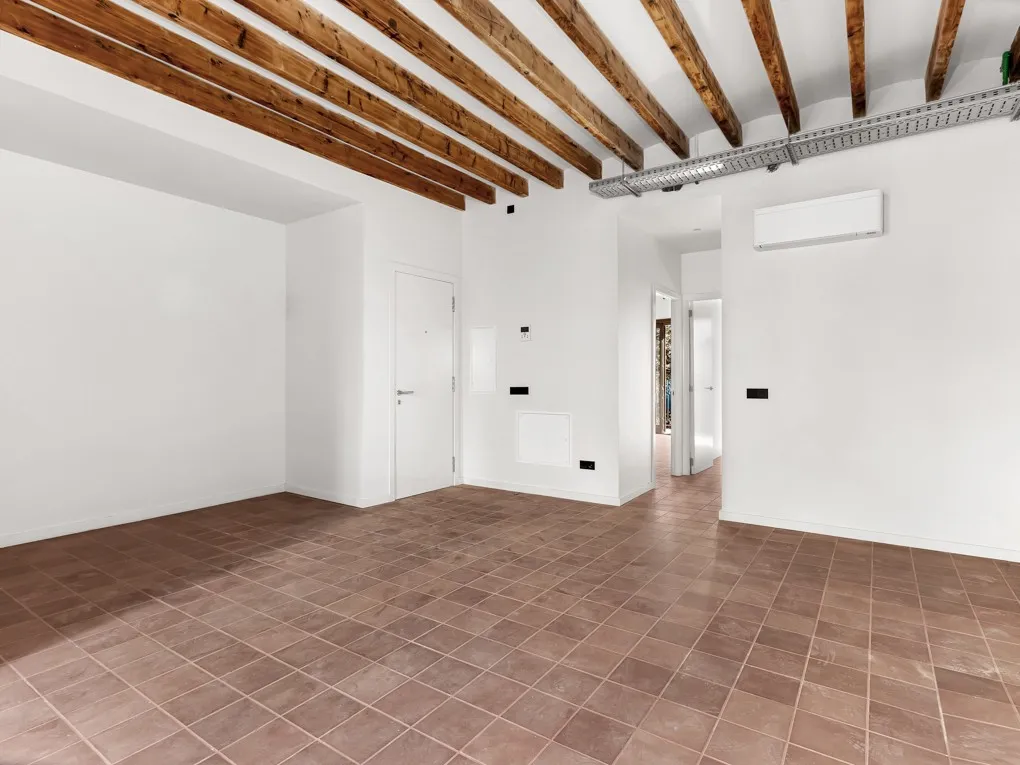 Nyrenoveret lejlighed i Gomila-7