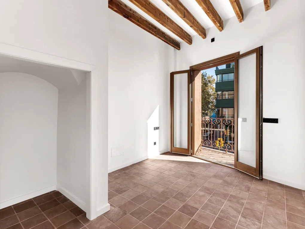 Nyrenoveret lejlighed i Gomila-9