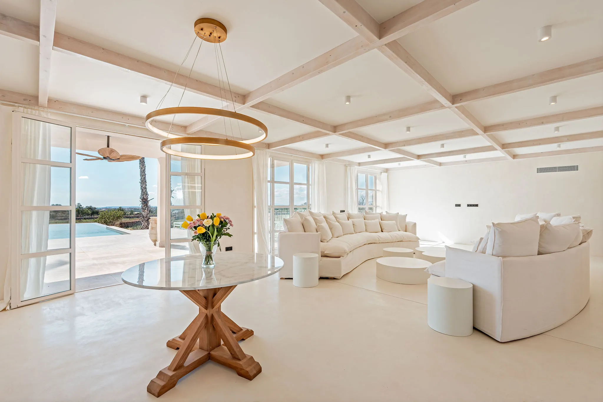 Finca di design con vista sul mare-2