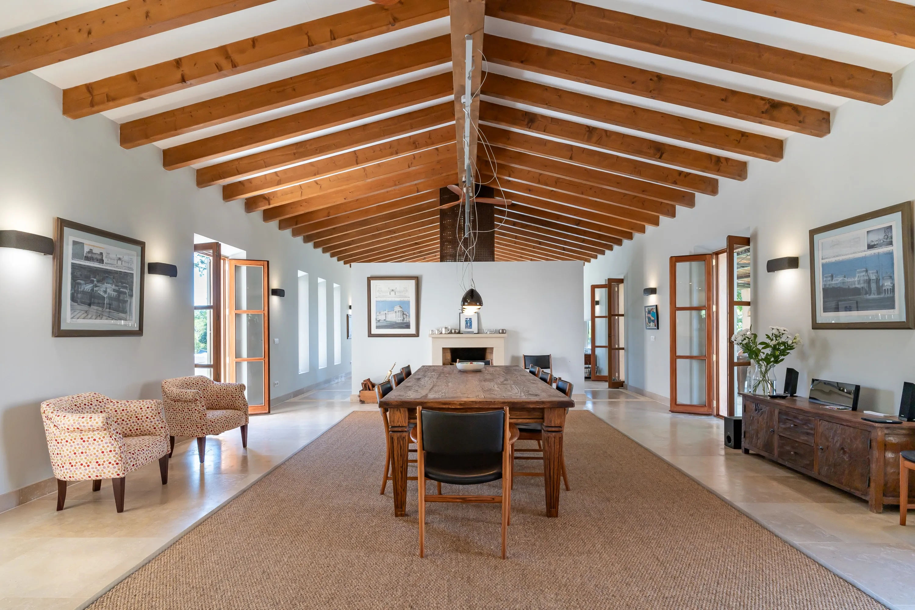 Selvforsynende middelhavsbolig med top beliggenhed-5