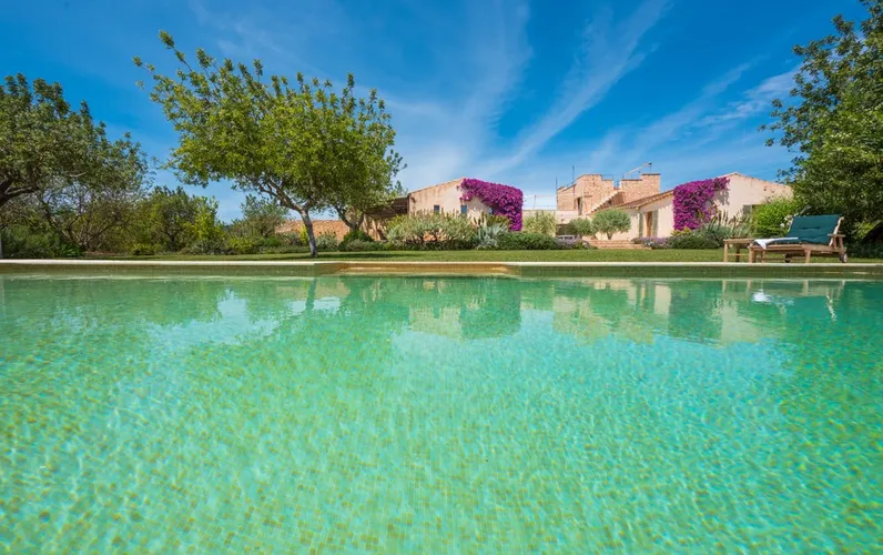 Residencia mediterránea autosuficiente en una ubicación única