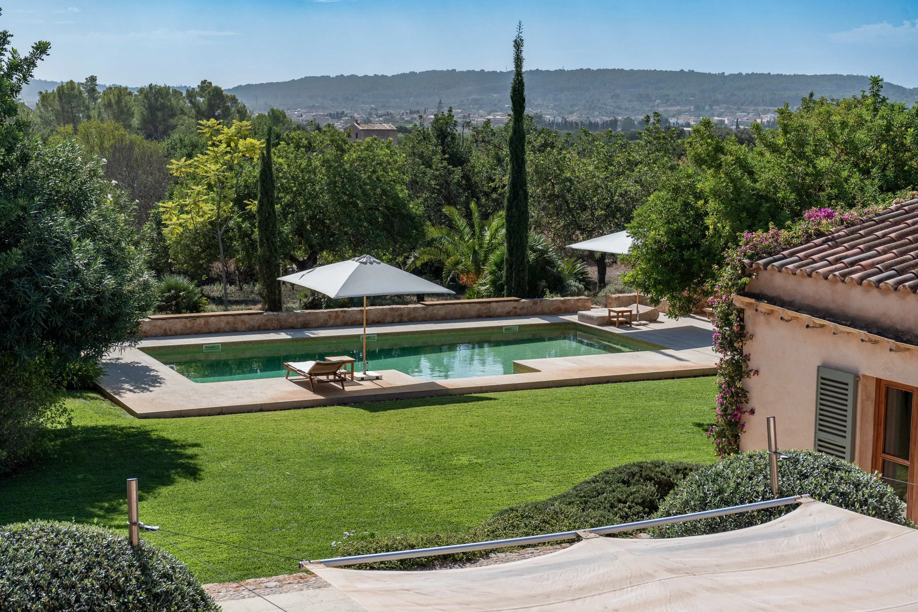 Residencia mediterránea autosuficiente en una ubicación única-2