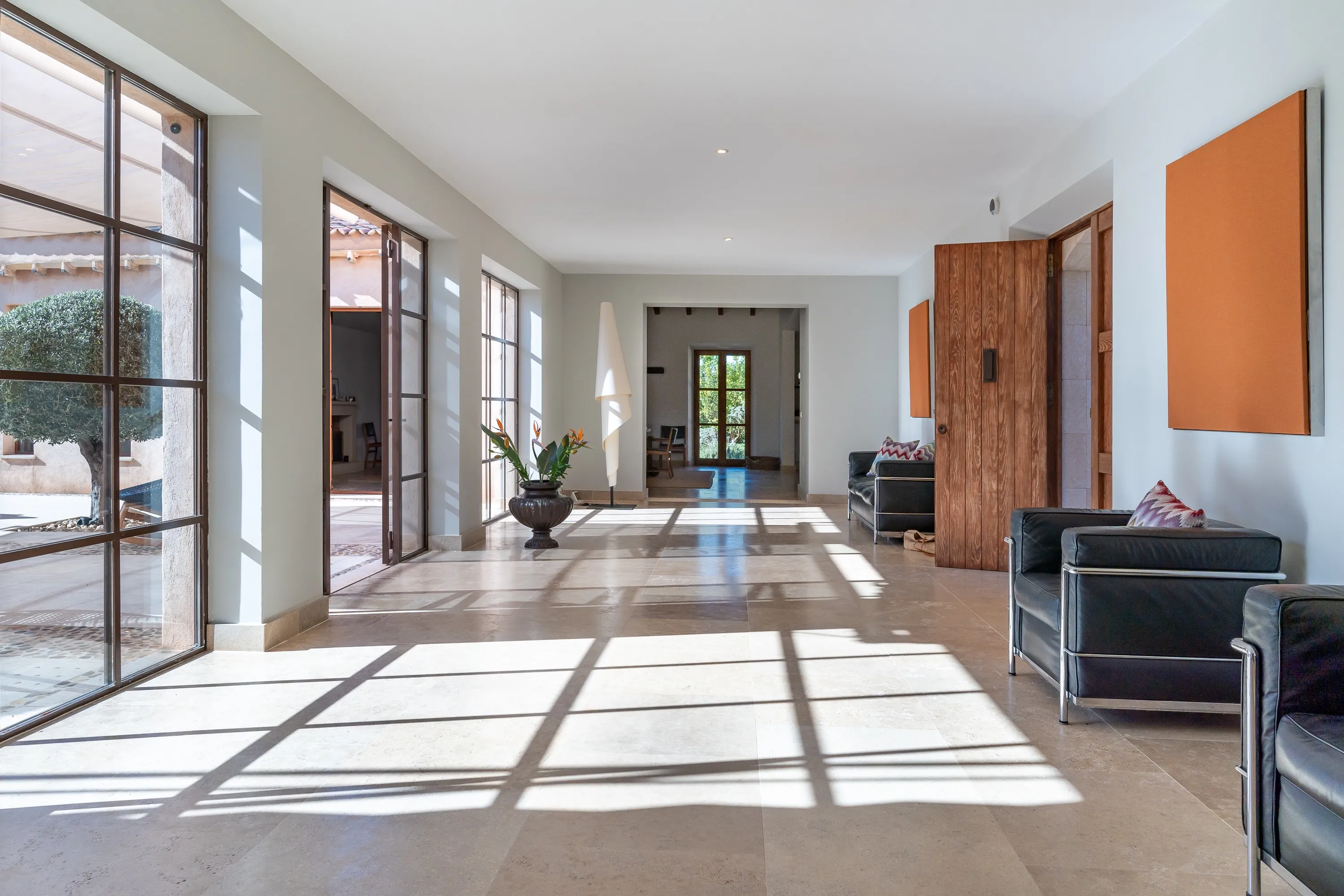 Residencia mediterránea autosuficiente en una ubicación única-10