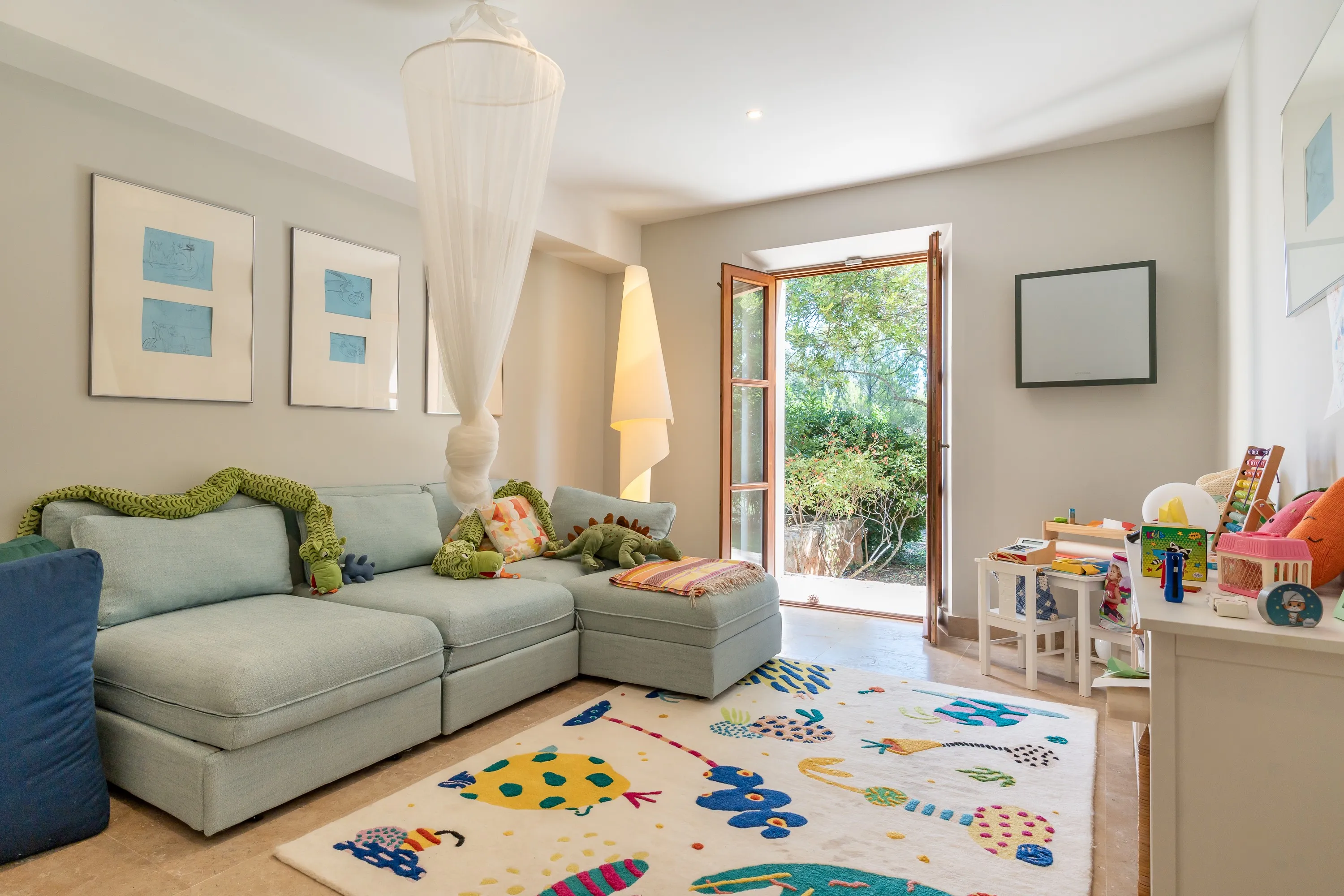 Residencia mediterránea autosuficiente en una ubicación única-15