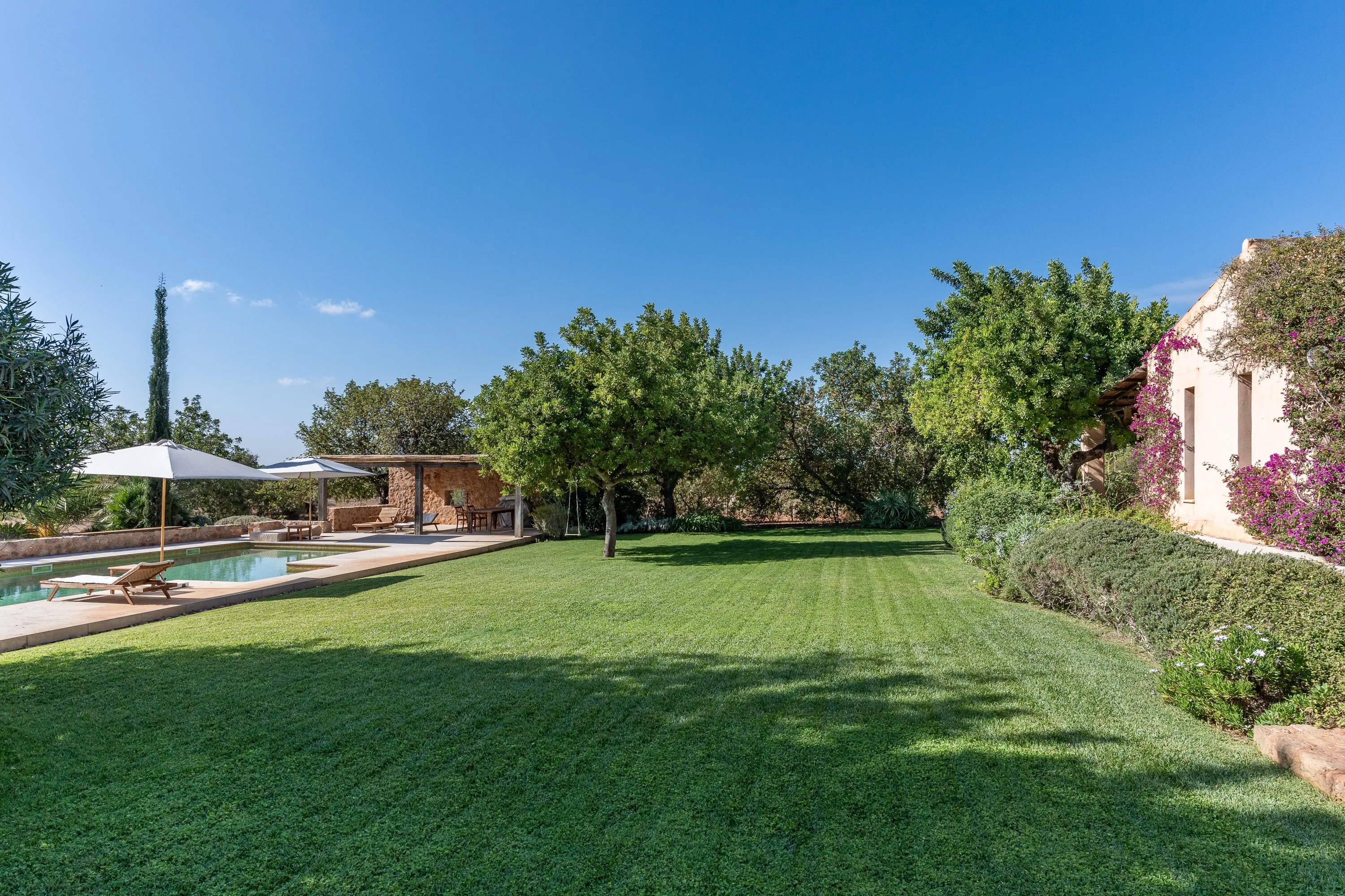 Residencia mediterránea autosuficiente en una ubicación única-21