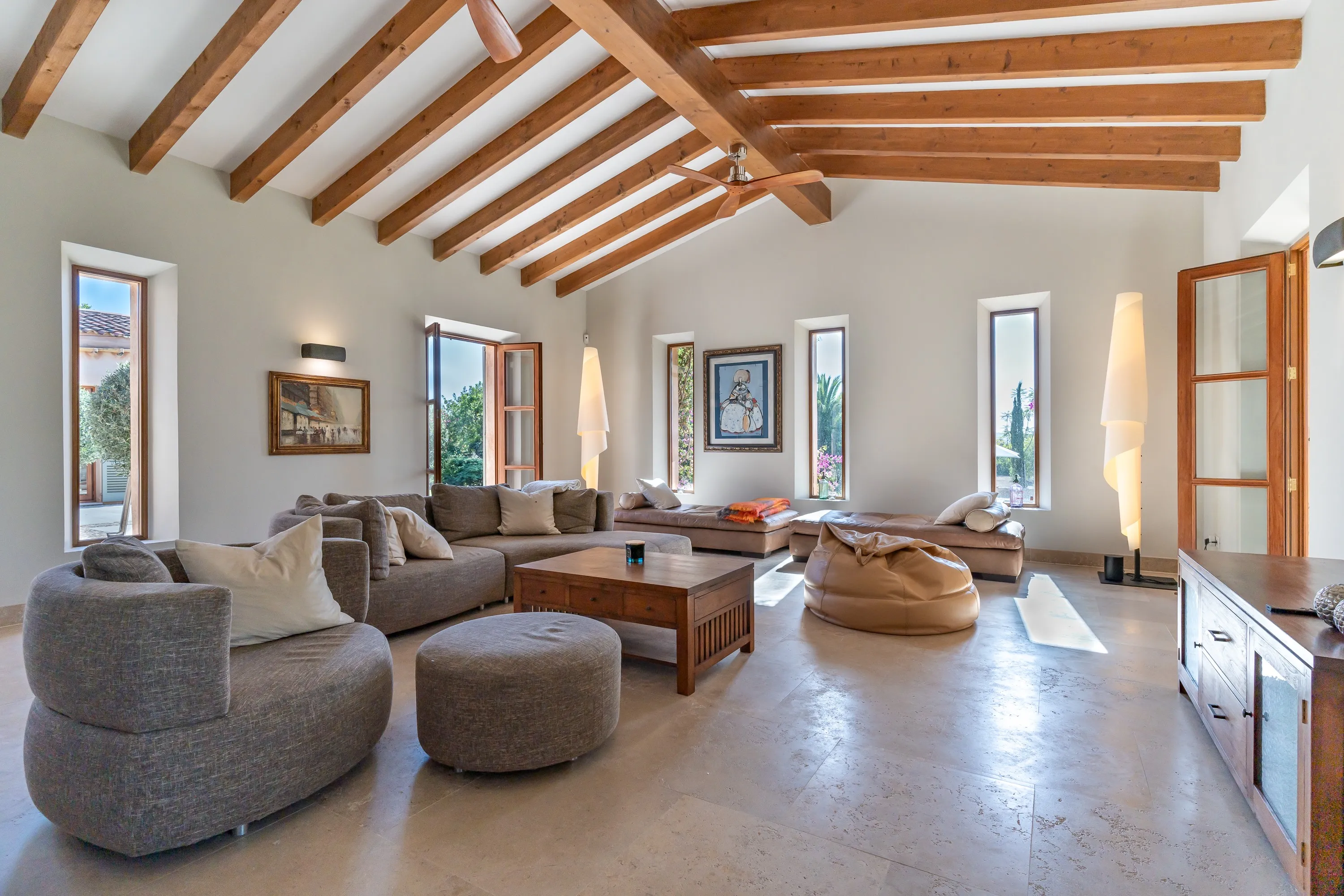 Residencia mediterránea autosuficiente en una ubicación única-4