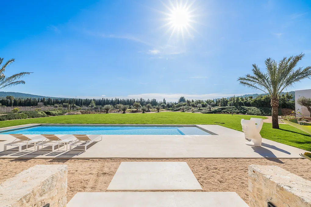 Self-sufficient finca with vineyard in Santa Maria-18