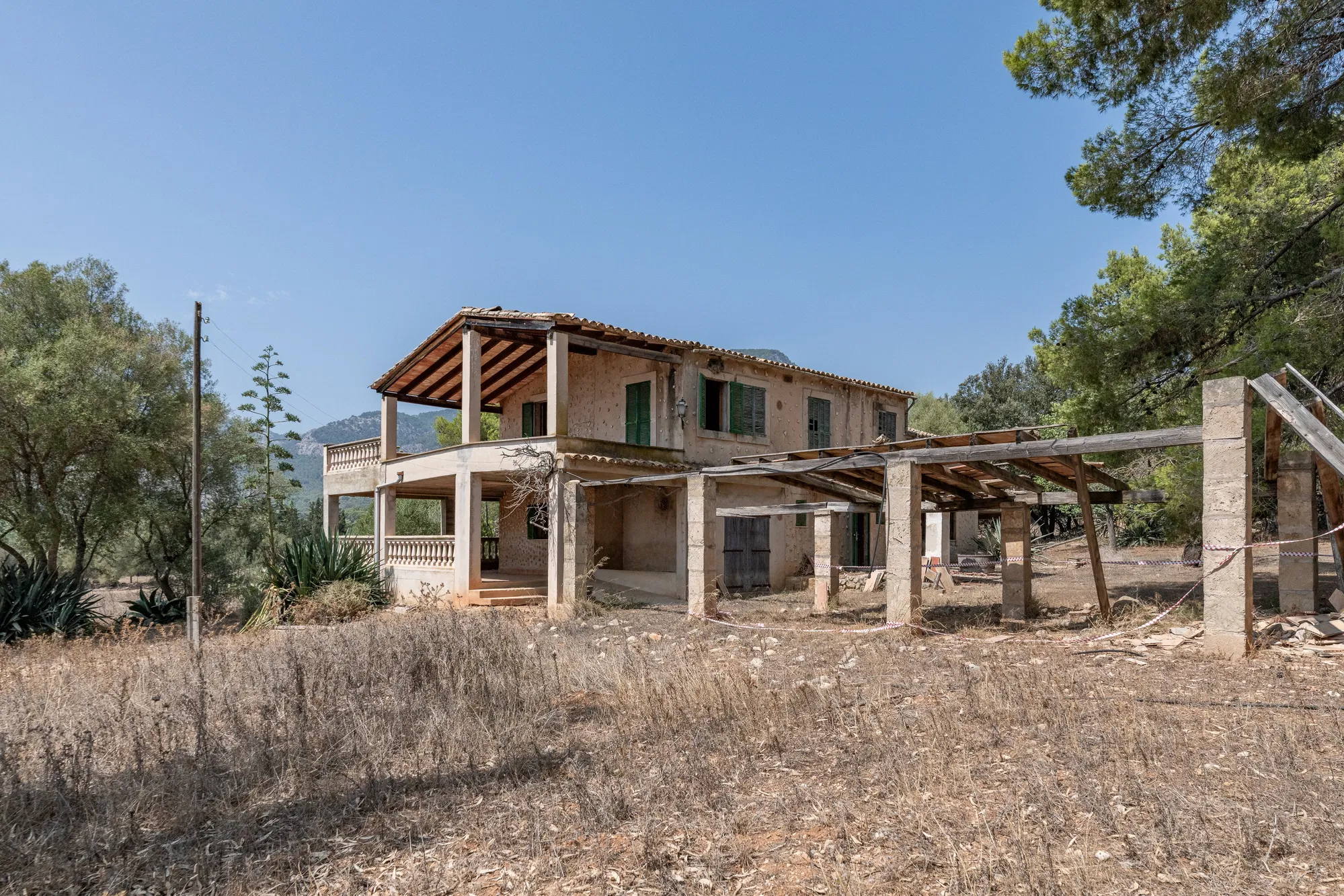 Finca with spectacular views in Alaró-14