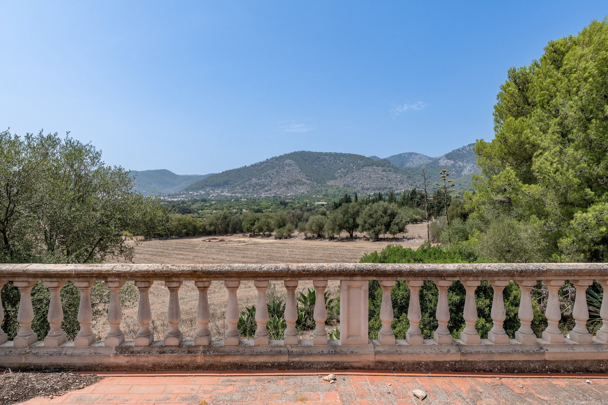 Finca with spectacular views in Alaró-12