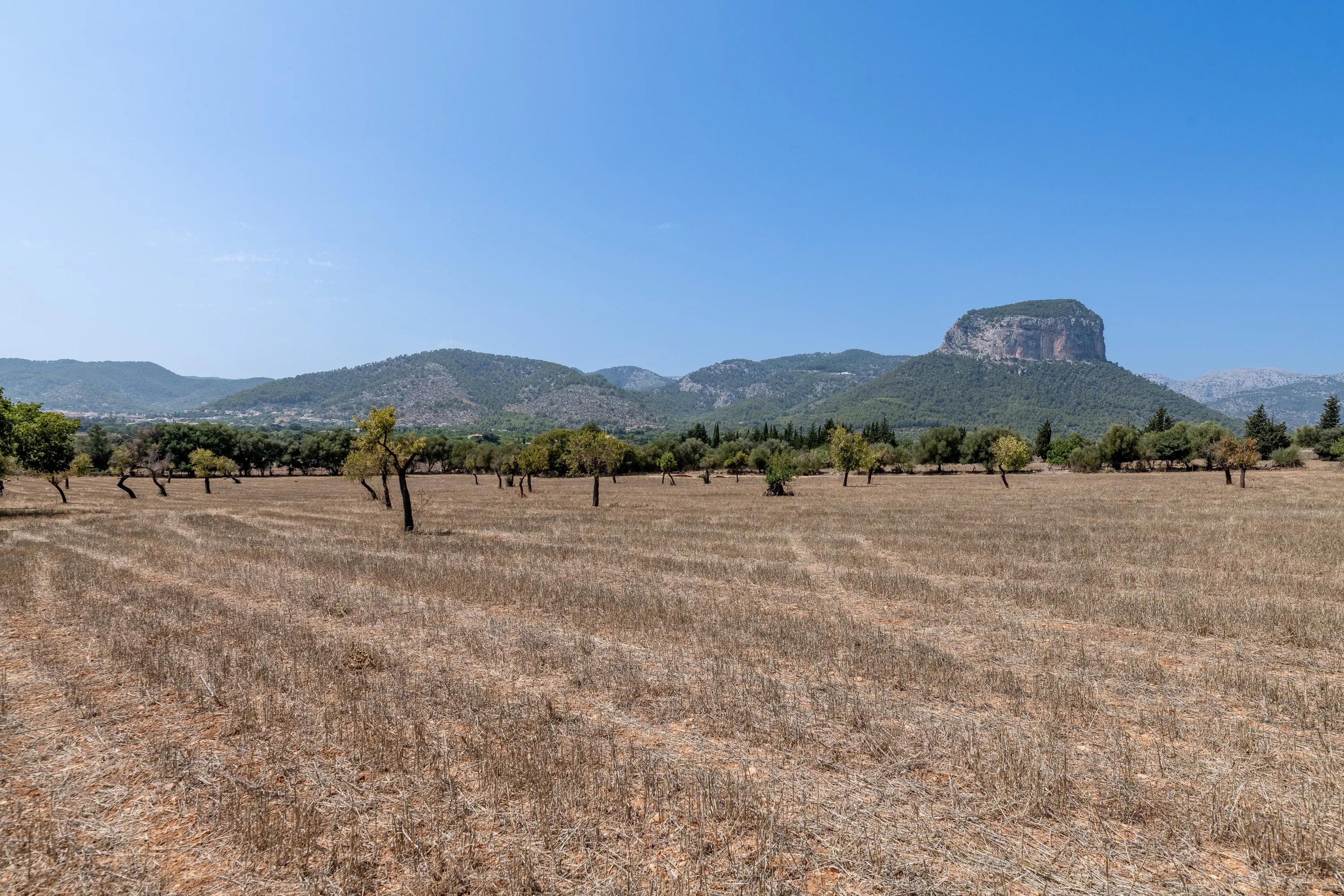 Landhus med spektakulær udsigt i Alaró-17