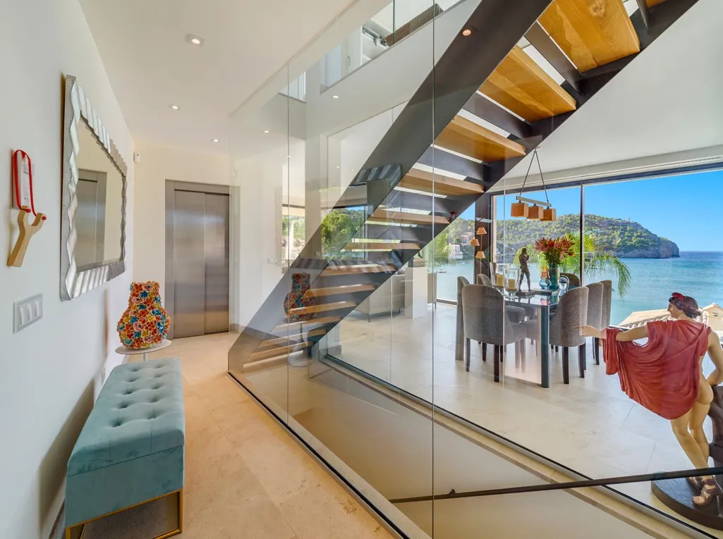 Magnificent sea view villa in Puerto de Sóller-9