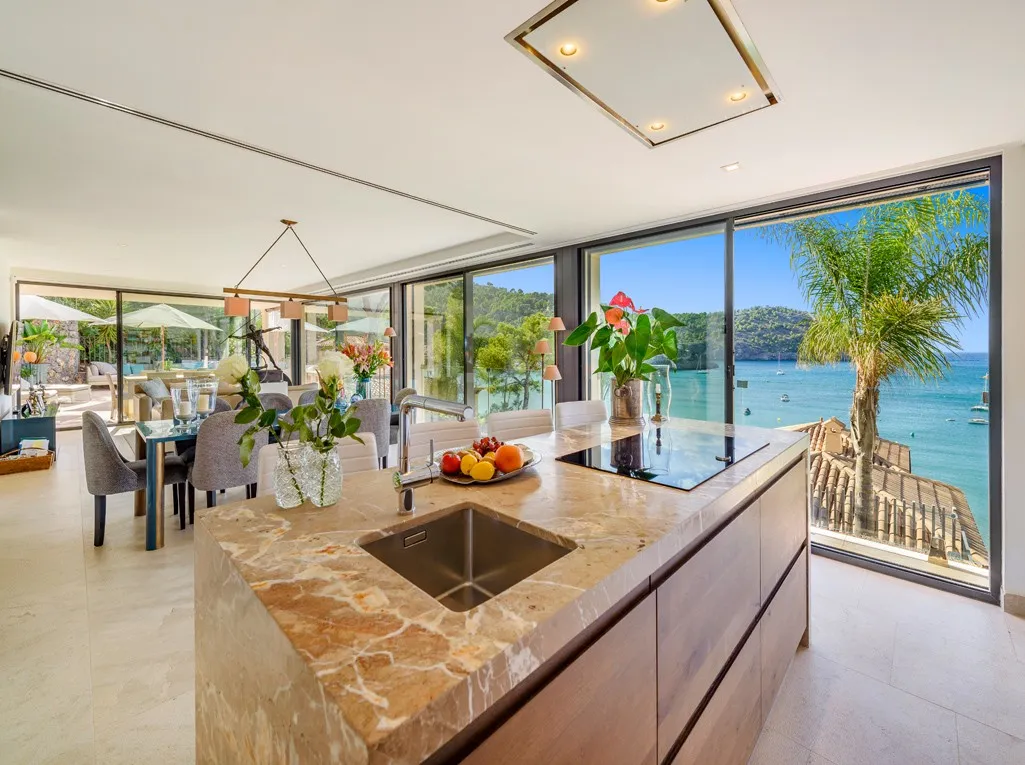 Storslået villa med havudsigt i Puerto Sóller-6