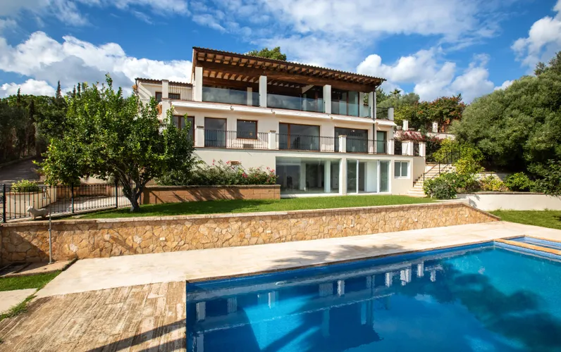 Magnificent villa in Esporlas
