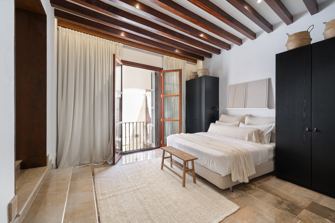 Elegante casa a schiera con terrazza nel quartiere di Calatrava-10