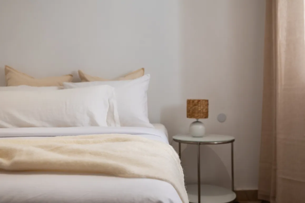 Elegant townhouse with terrace in Calatrava-14