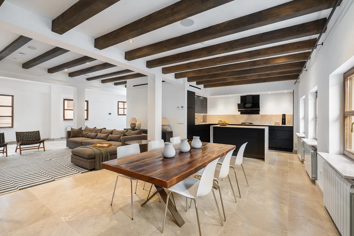 Elegante casa a schiera con terrazza nel quartiere di Calatrava-7