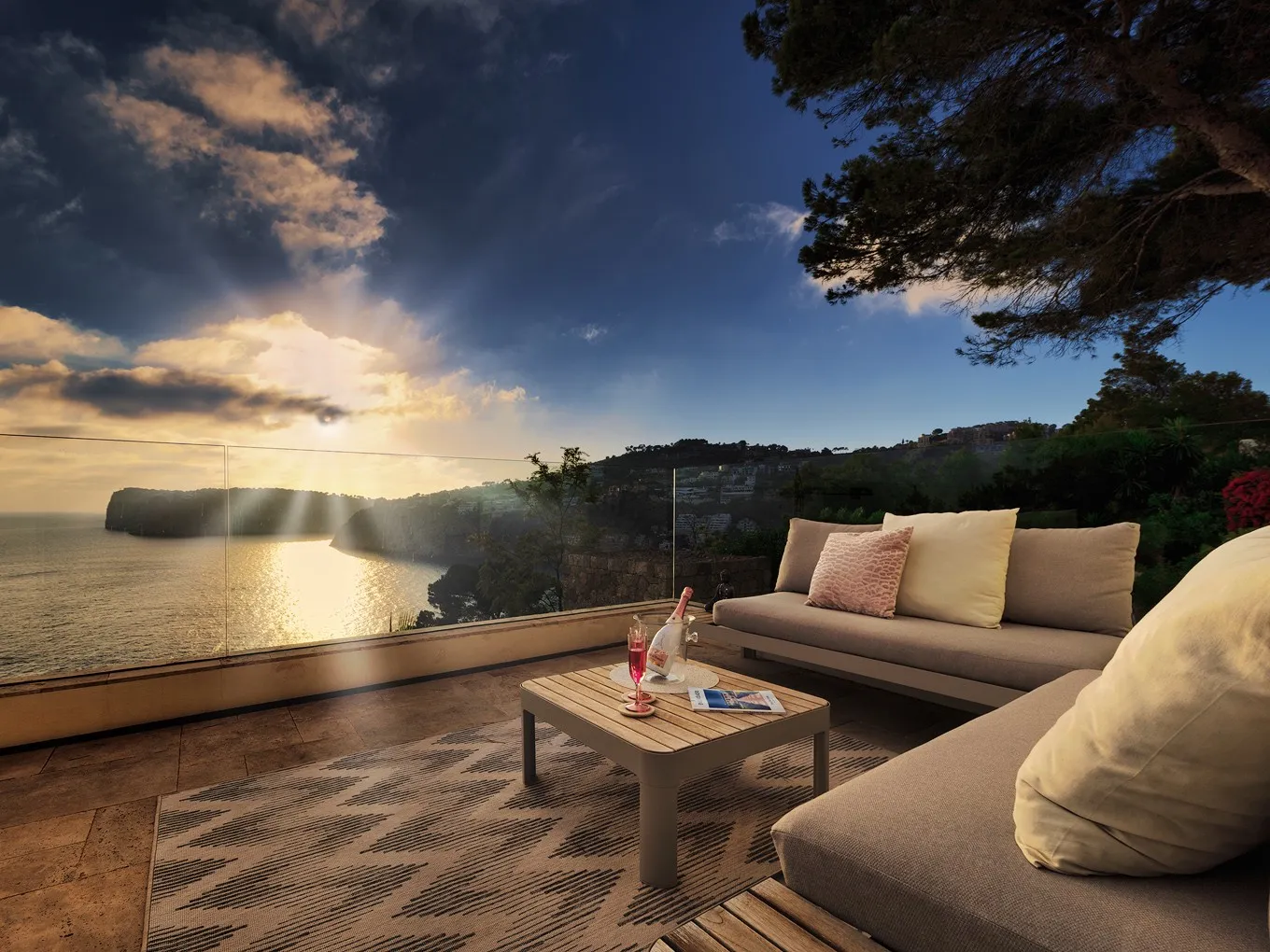 Modern villa med fantastisk havsutsikt-18