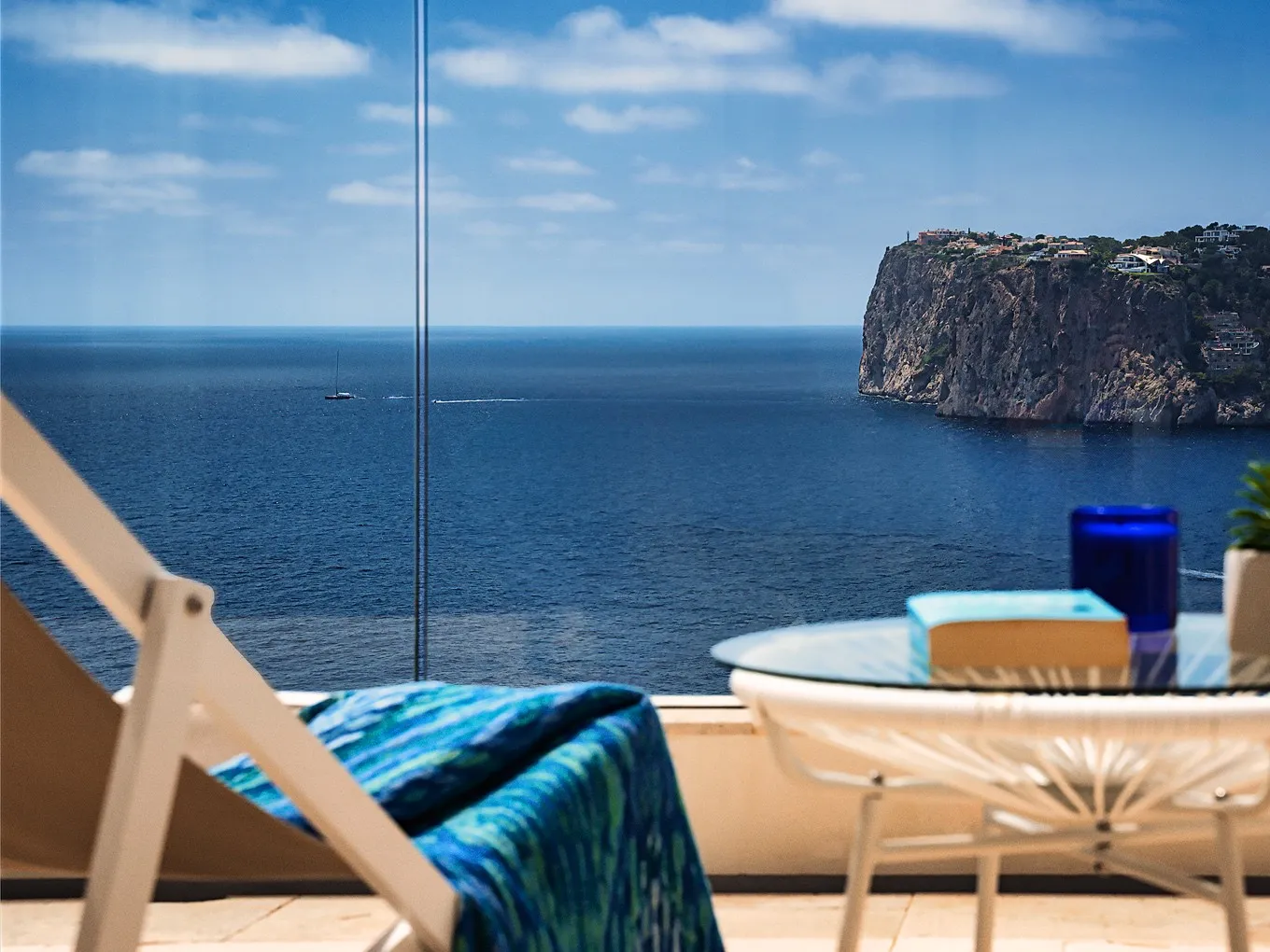 Modern villa med fantastisk havsutsikt-14