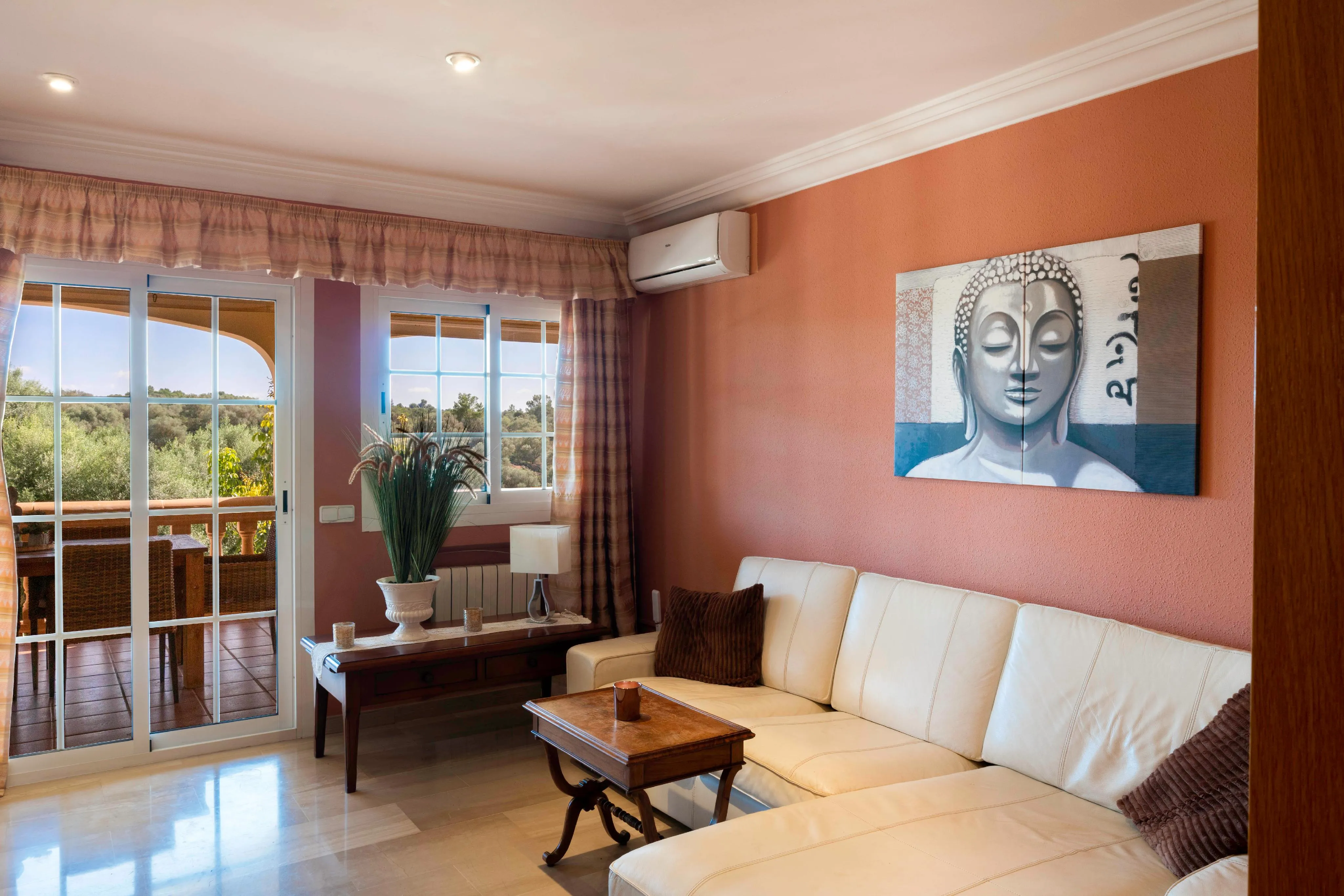 Exclusieve mediterrane woning op een centrale toplocatie met veel extra's-6