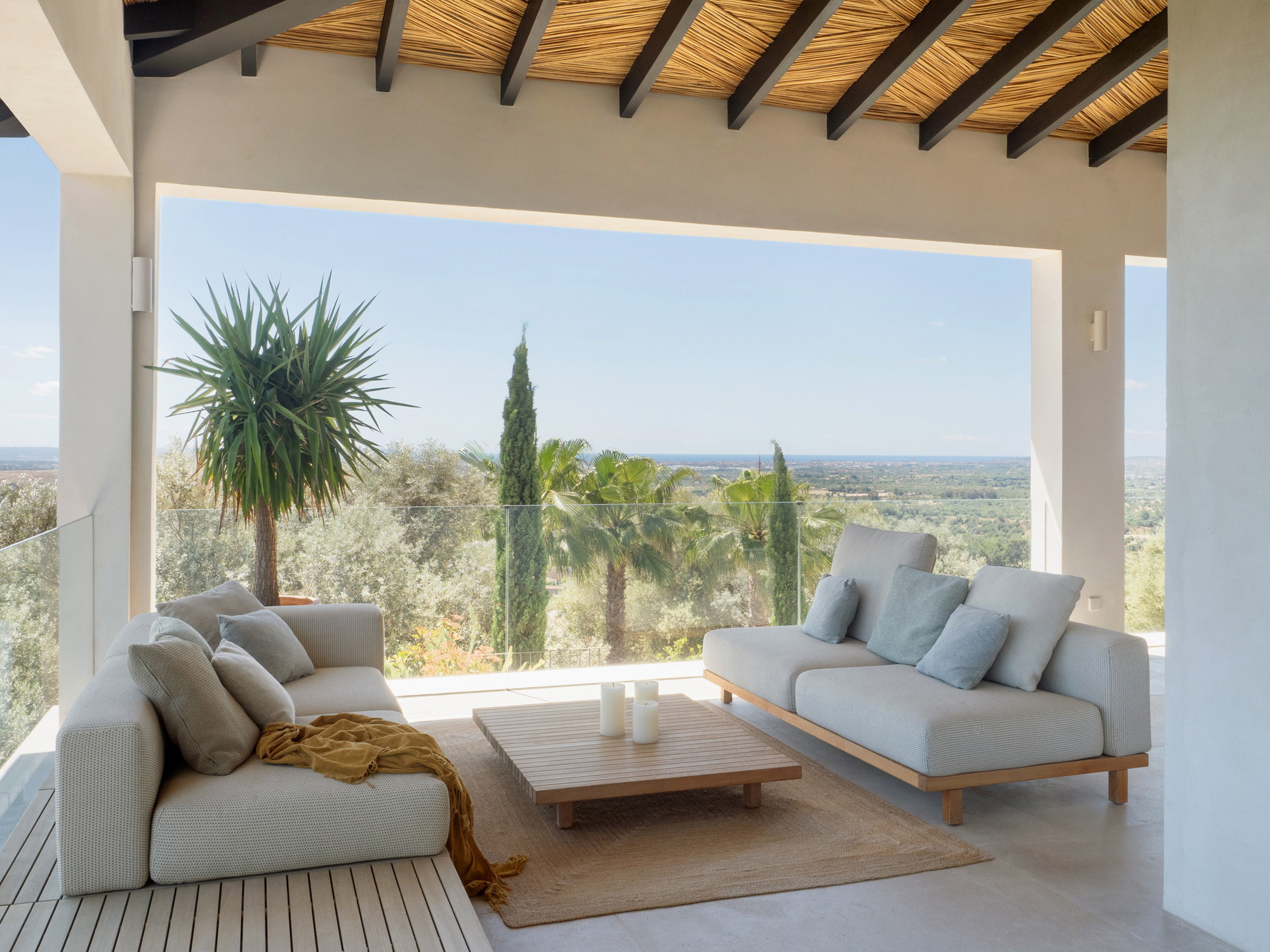 Modern sea view villa in a quiet location-4