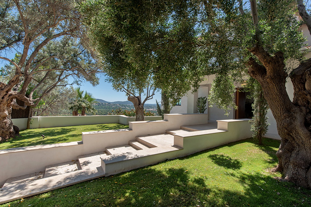 Modern sea view villa in a quiet location-20