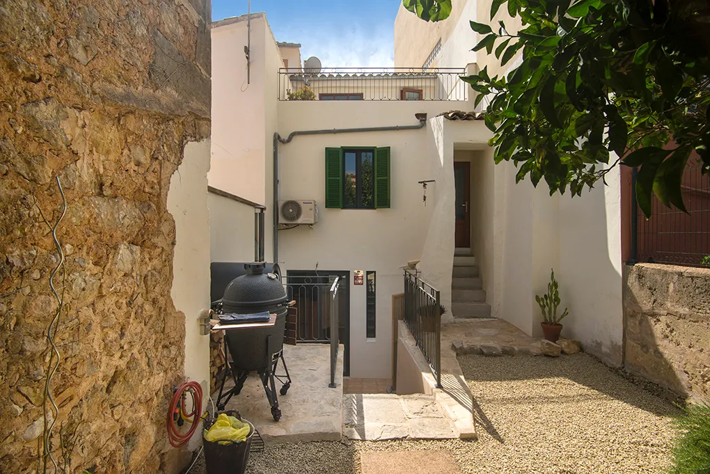 Encantadora casa de pueblo con licencia de alquiler vacacional en el corazón de Alaró-8