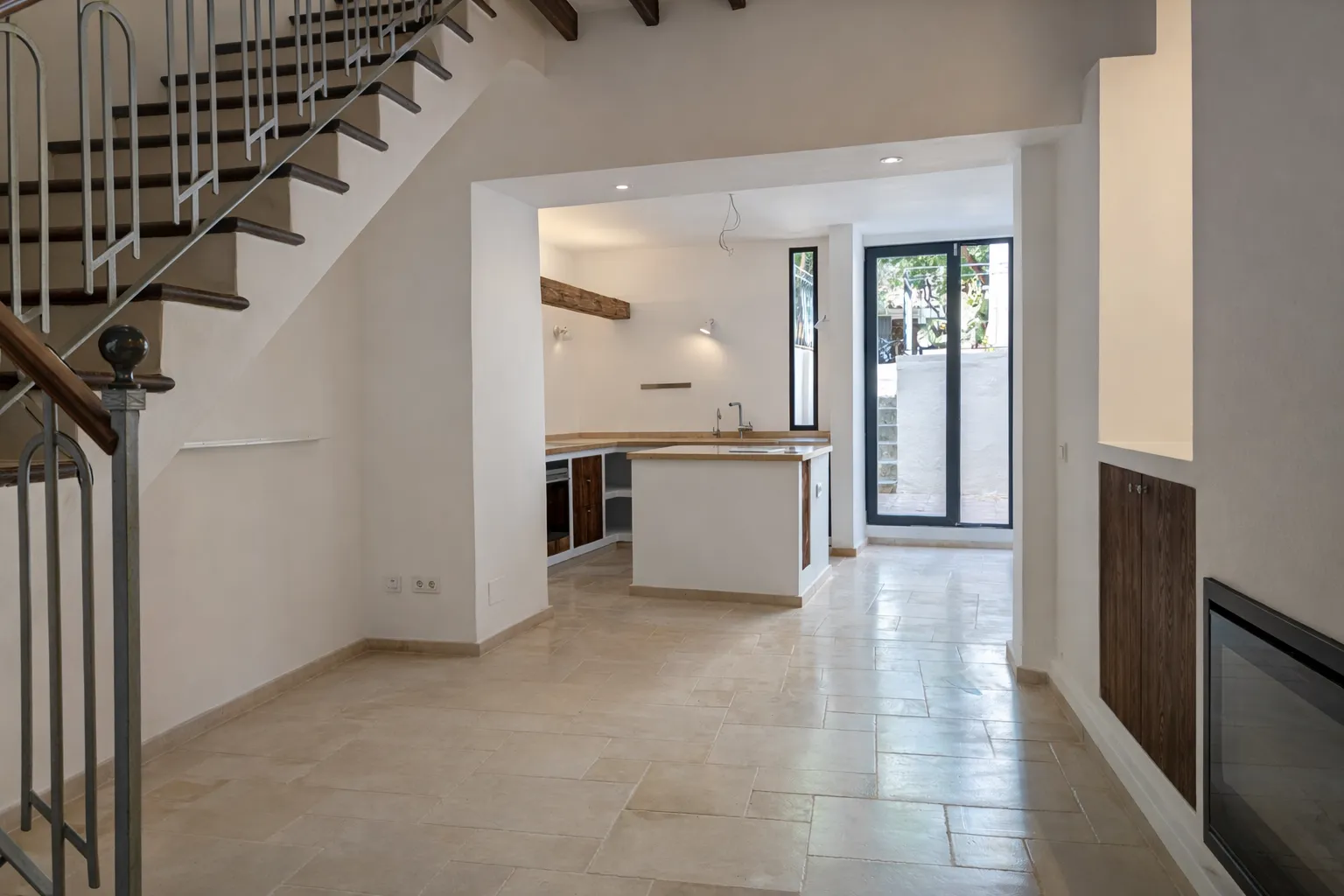 Encantadora casa de pueblo con licencia de alquiler vacacional en el corazón de Alaró-7