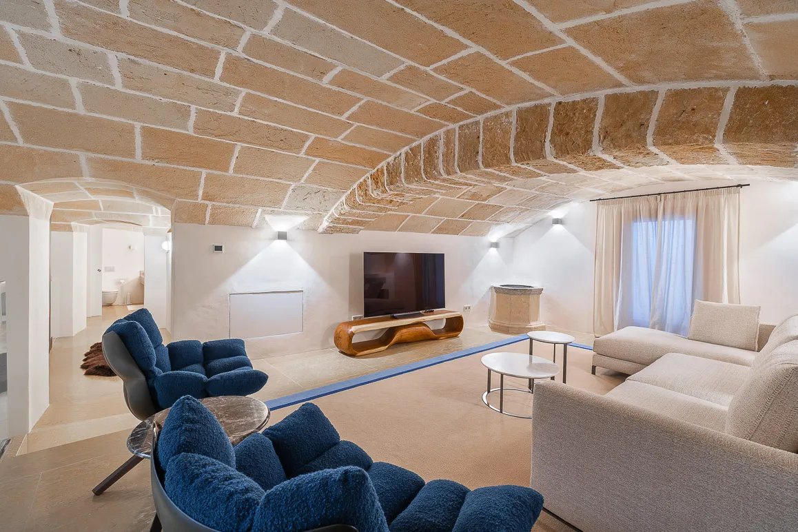 Apartament en planta baixa amb jardí en un edifici històric restaurat-13