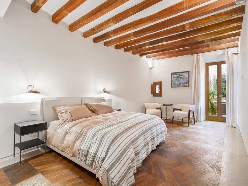 Apartament en planta baixa amb jardí en un edifici històric restaurat-8