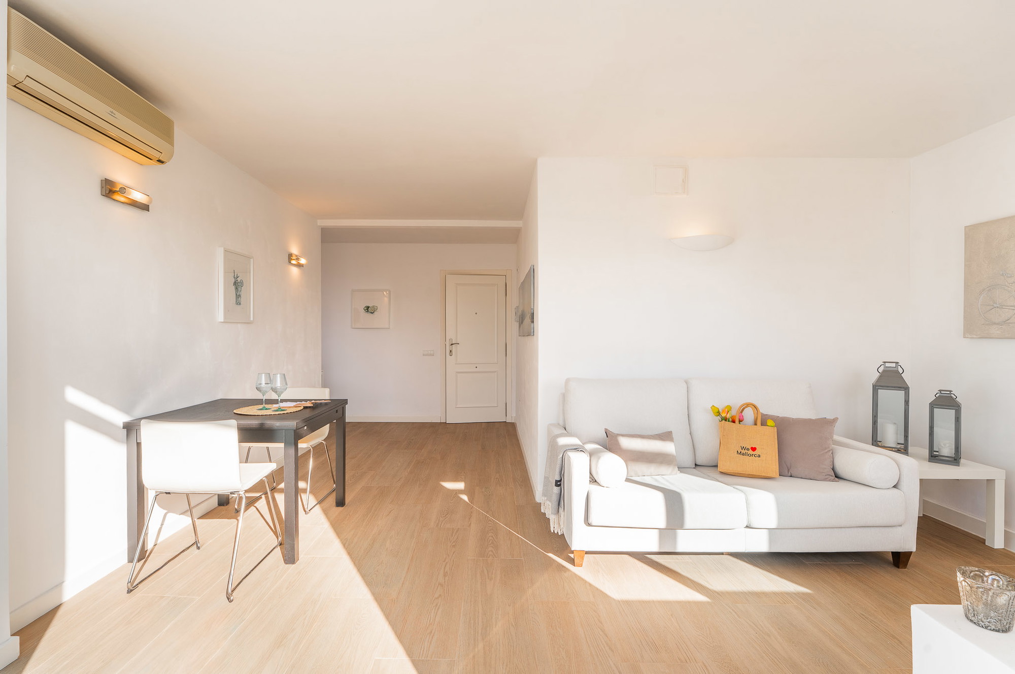Bright penthouse with private roof terrace, Puerto Pollensa-4