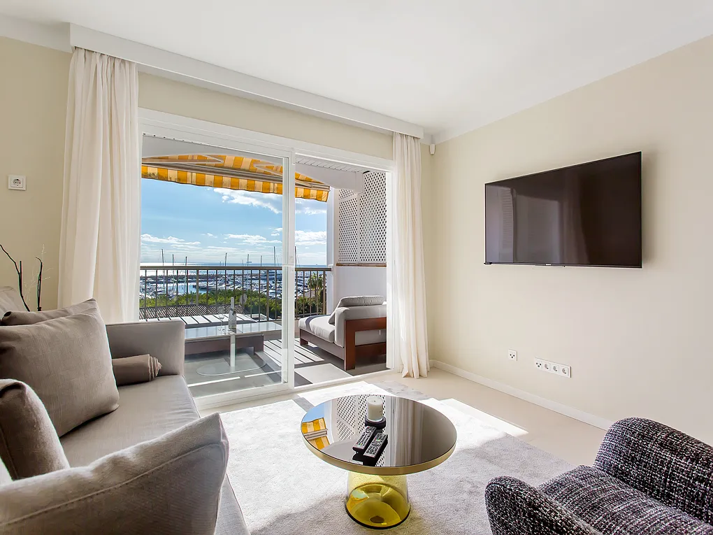 Apartamento con vistas al mar en Puerto Portals-2