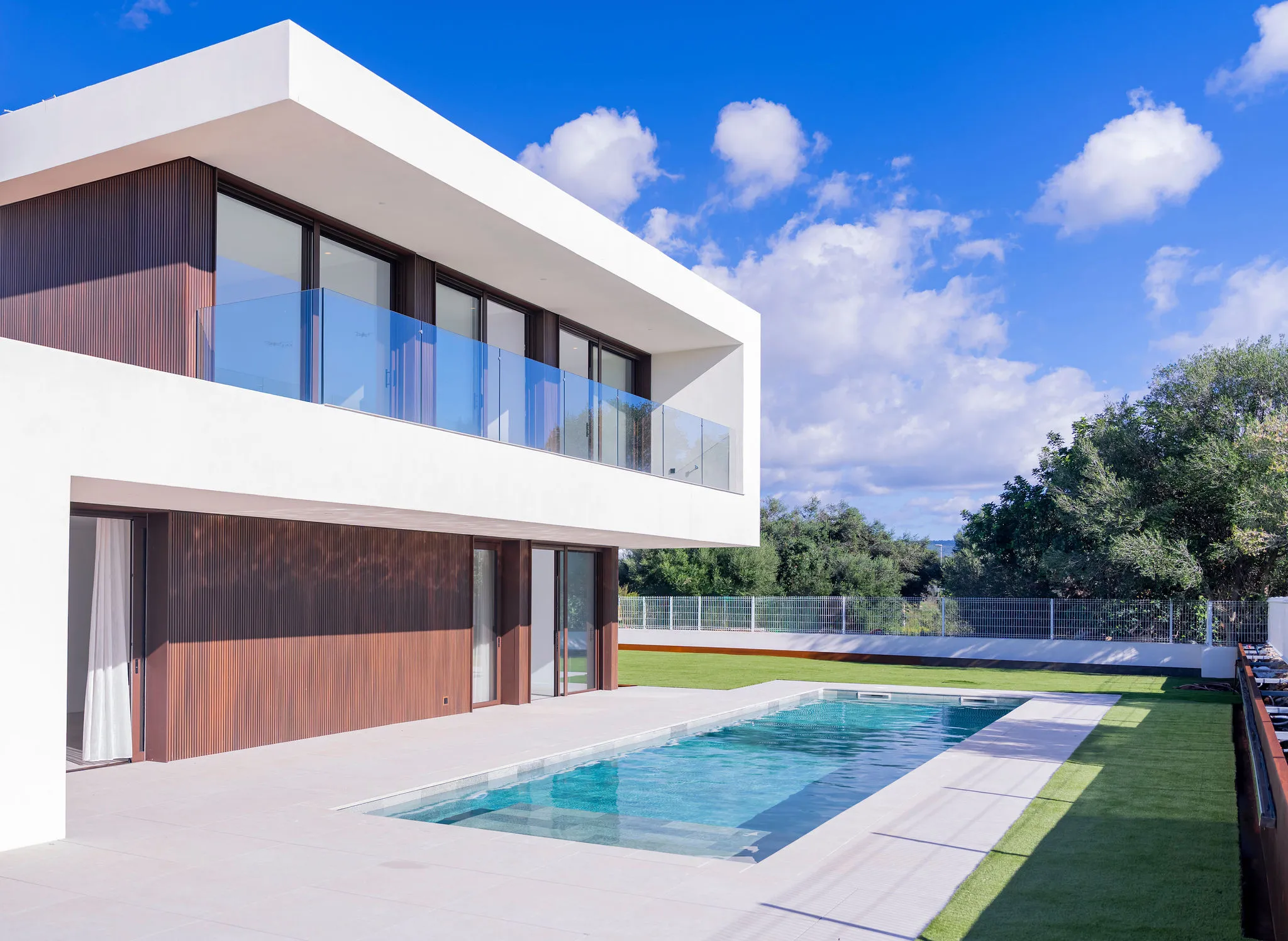 Villa estilo 'Bauhaus' con vista despejada y perfecto equilibrio energético-1
