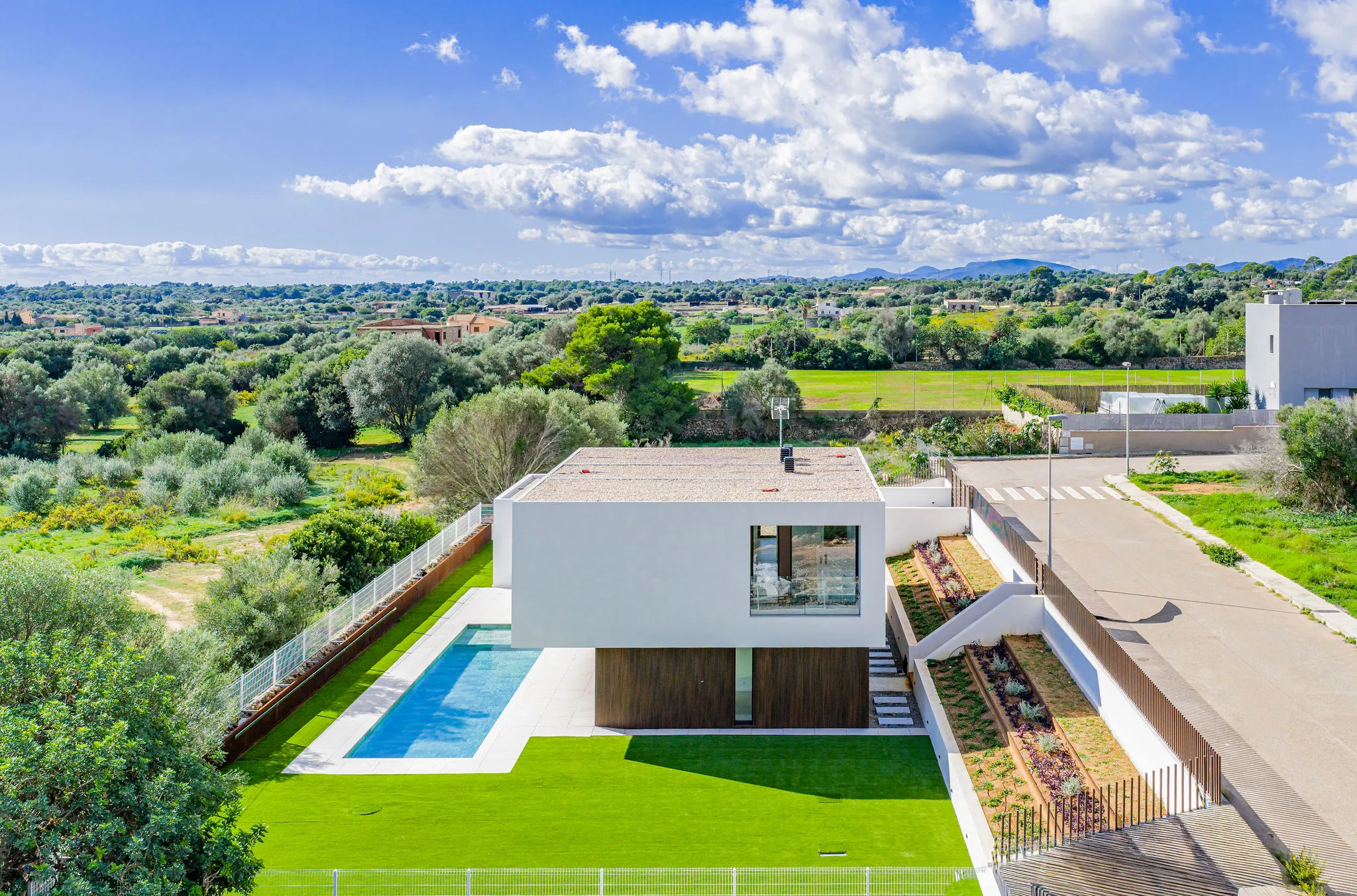 Villa estilo 'Bauhaus' con vista despejada y perfecto equilibrio energético-2