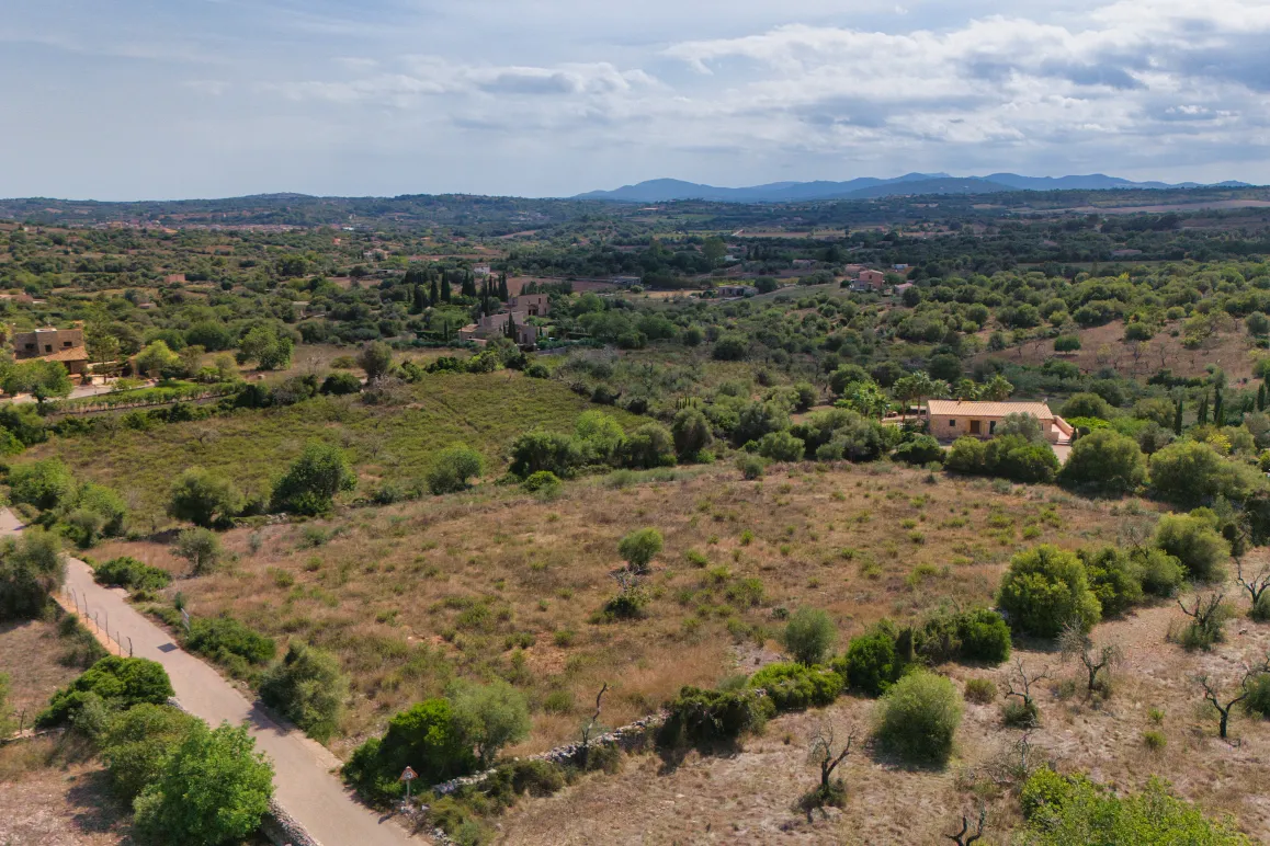 Elegante Neubaufinca mit schönem Landschaftsblick-12
