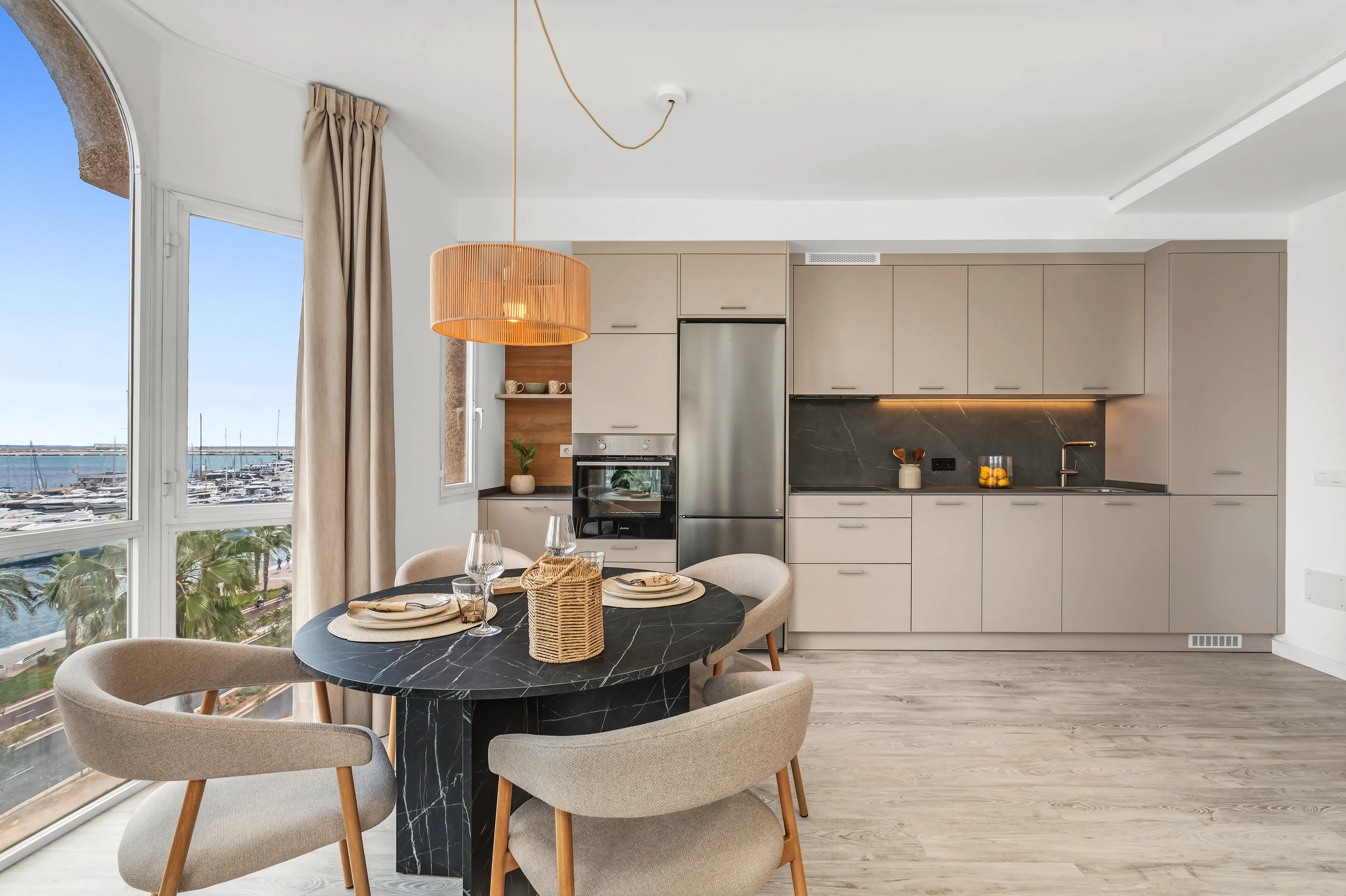 Современная квартира в Пальме-3