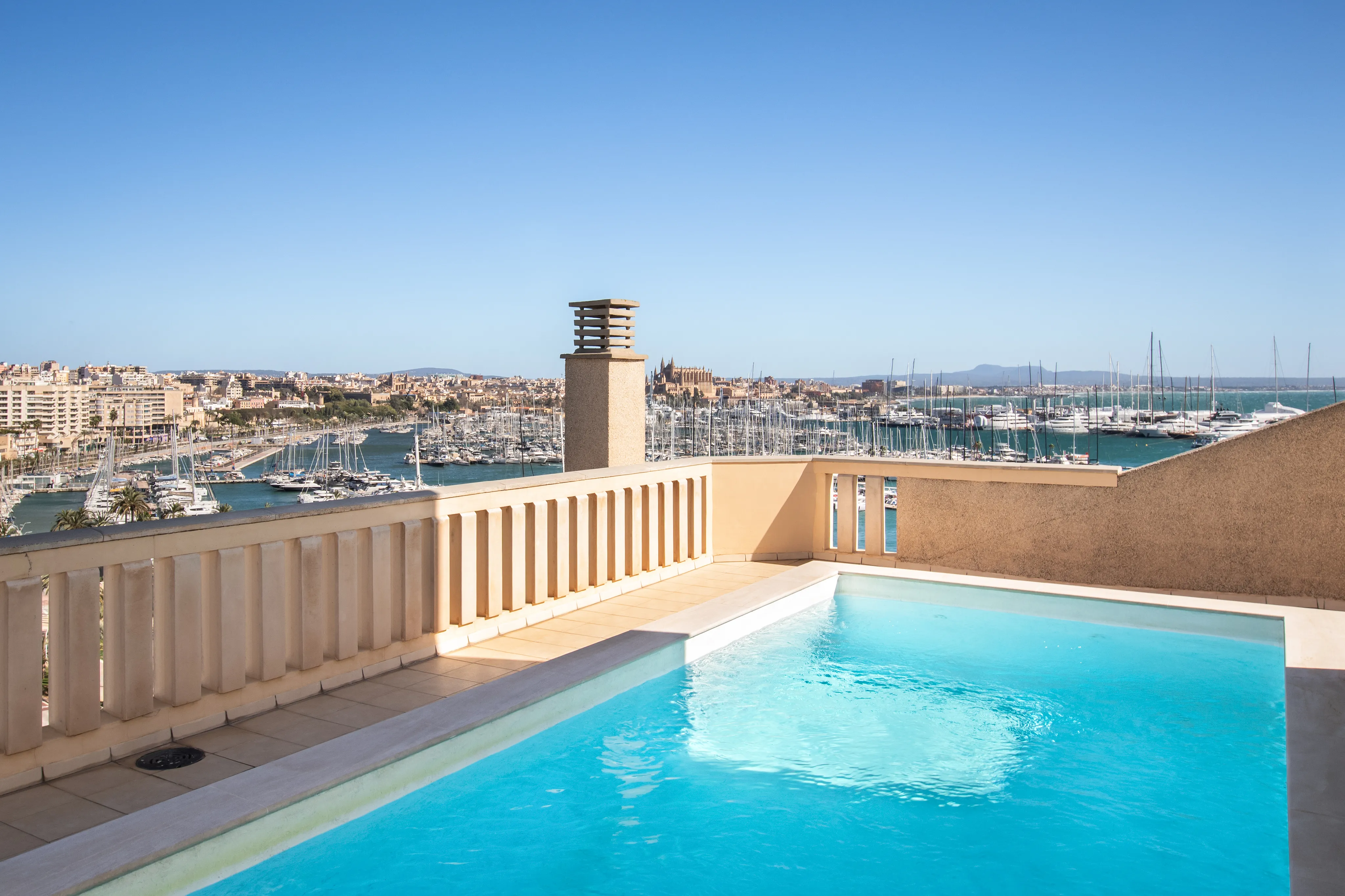 Современная квартира в Пальме-12