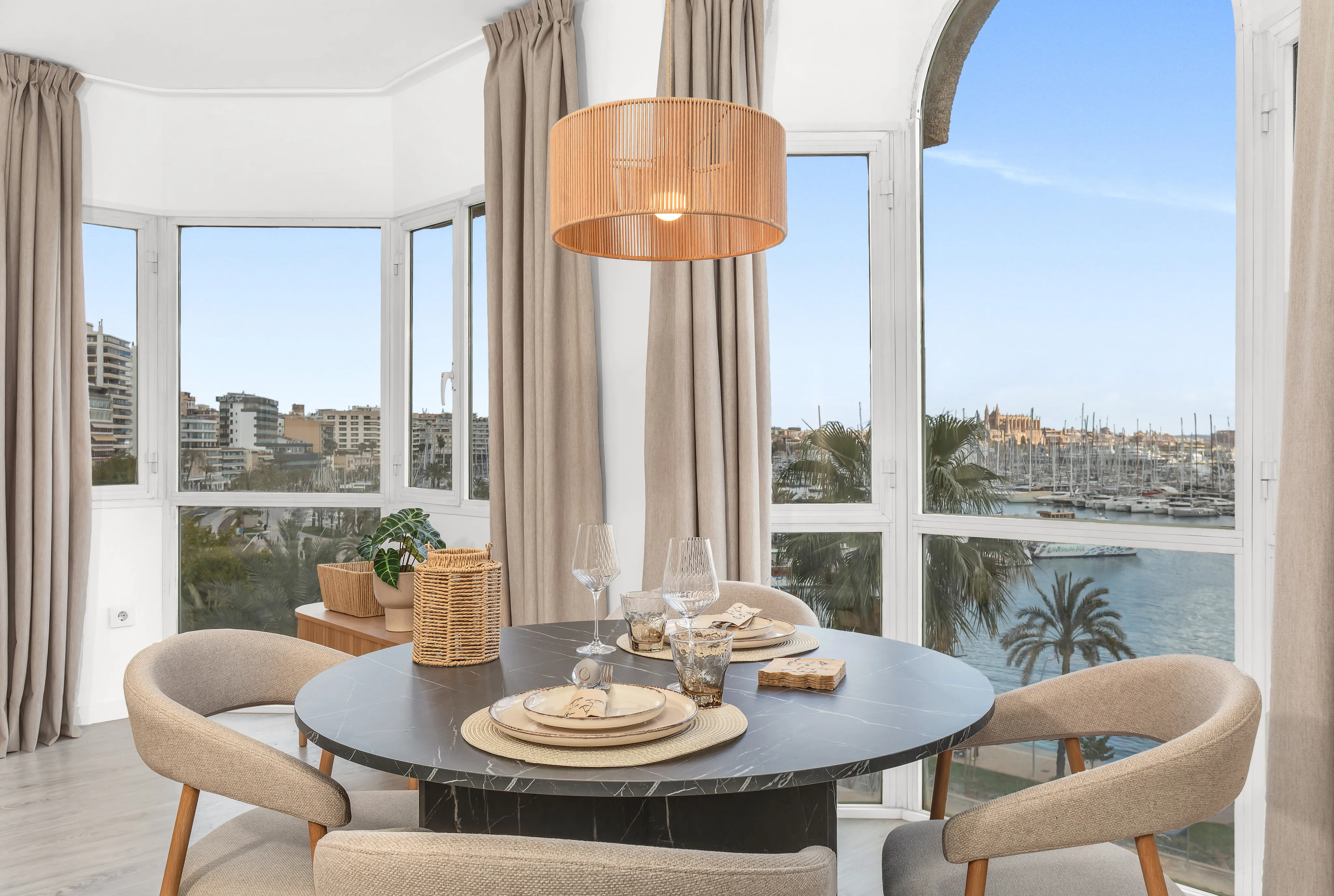 Современная квартира в Пальме-5